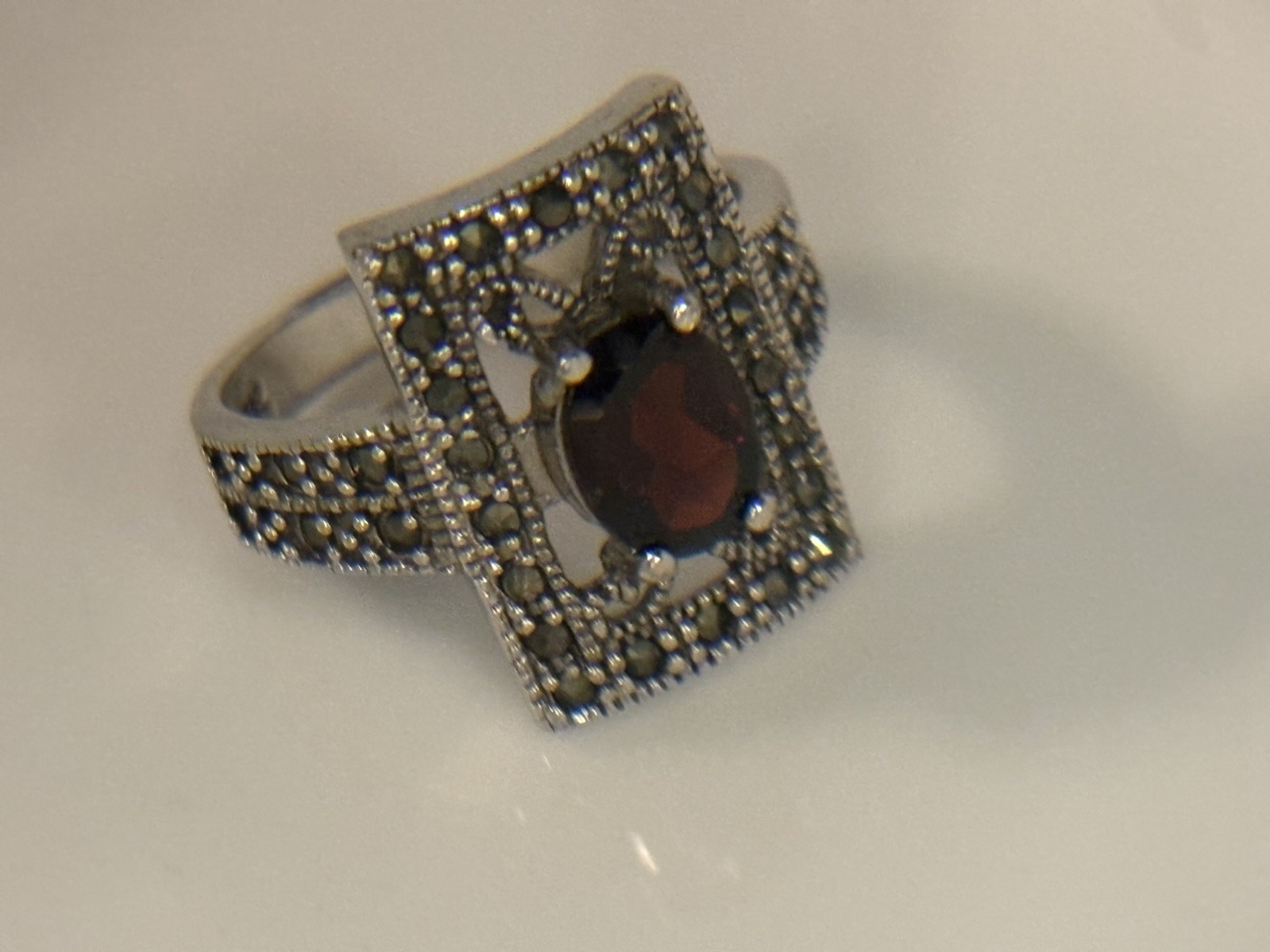 Sterling Silver Art Deco Garnet & Marcasite Filigree Ring Size 7