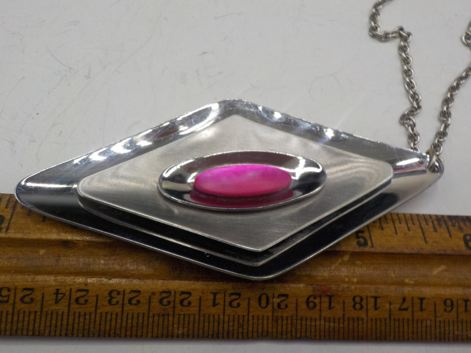 Vintage Oneida Stainless Steel Modernist Pendant Sheffield England
