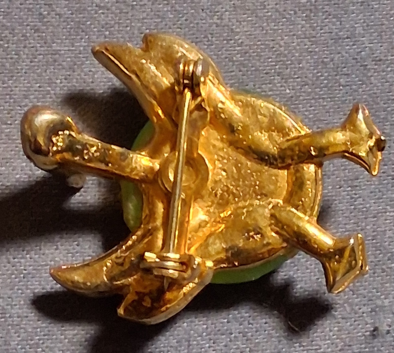 Unsigned Jelly Belly-Type Bird 1-1/4″ Brooch/Pins. See Pics & Description.