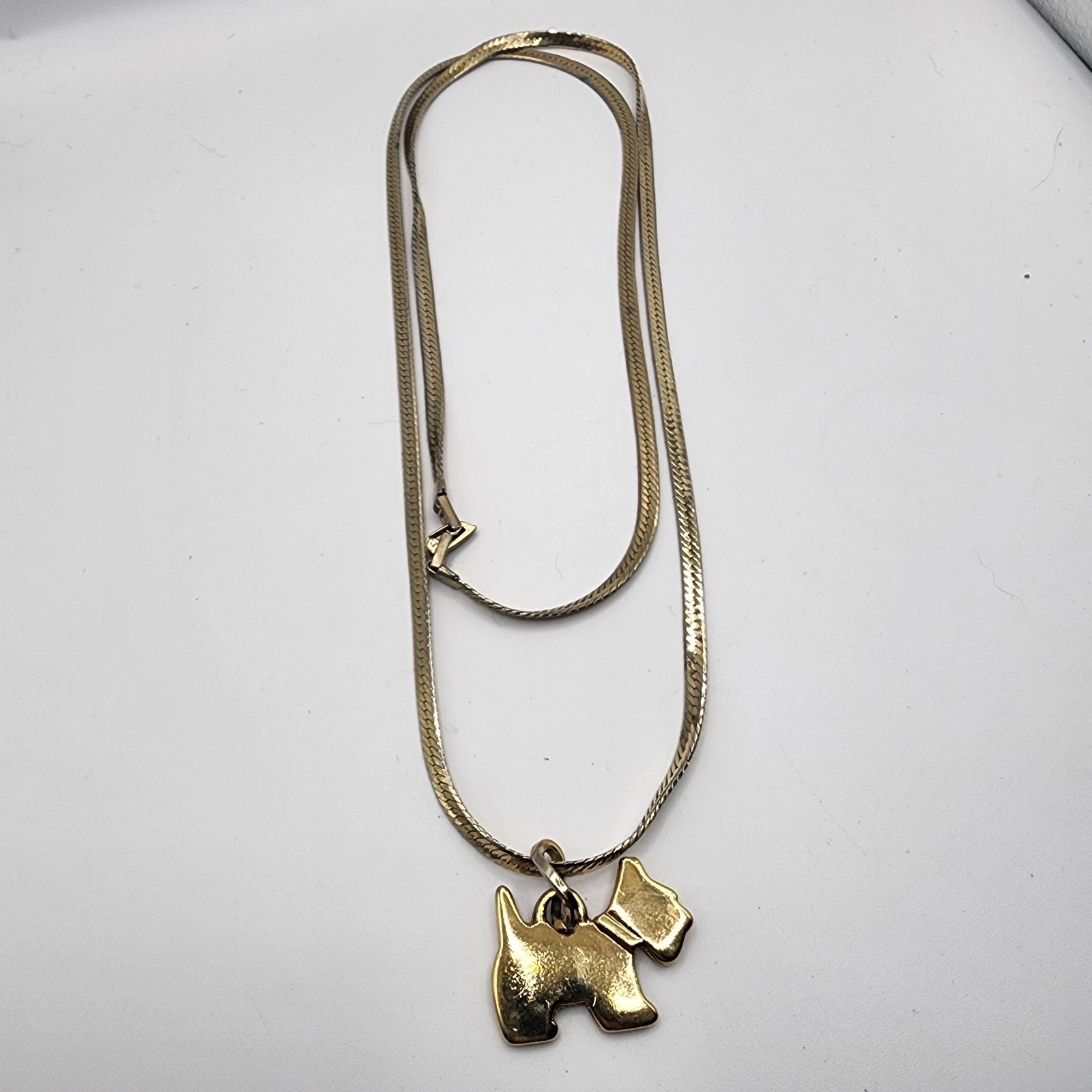 Vintage Gold Tone Snake Chain Style Necklace With Dog Charm Pendant 30″ Long