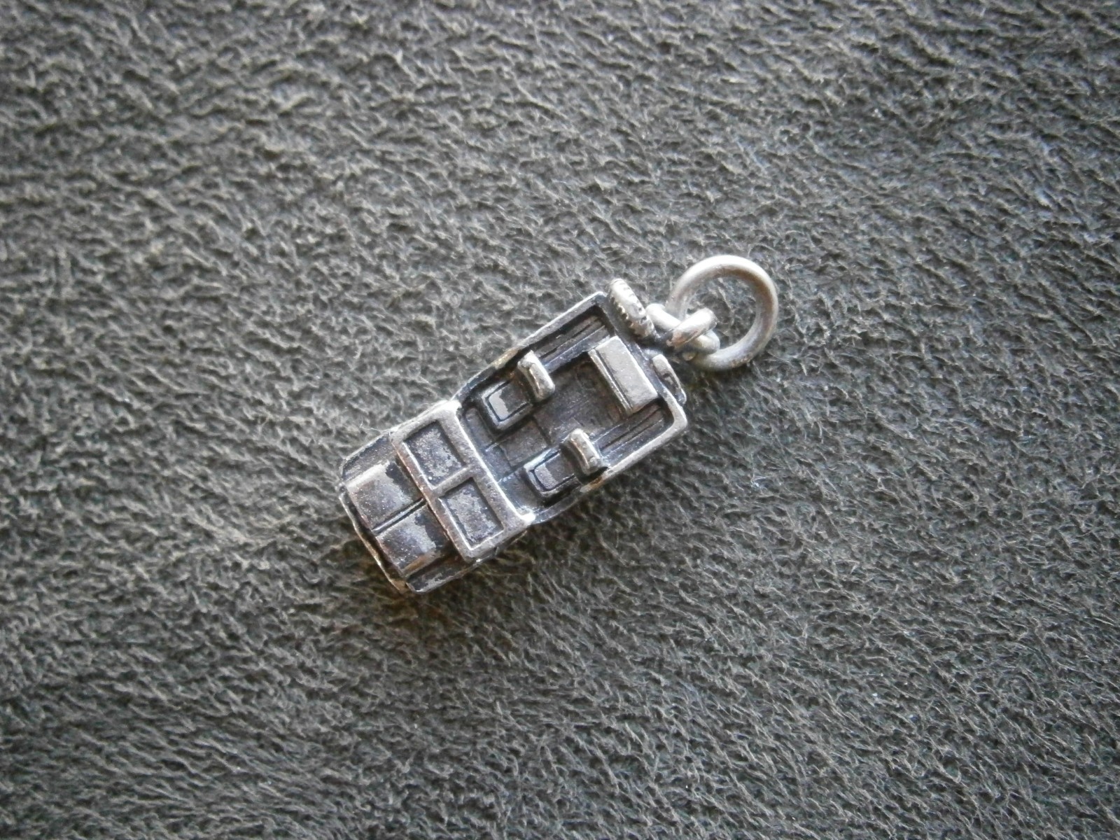 Crest Craft WWII Willys Jeep Vintage Silvertone Charm Pendant 3.1g