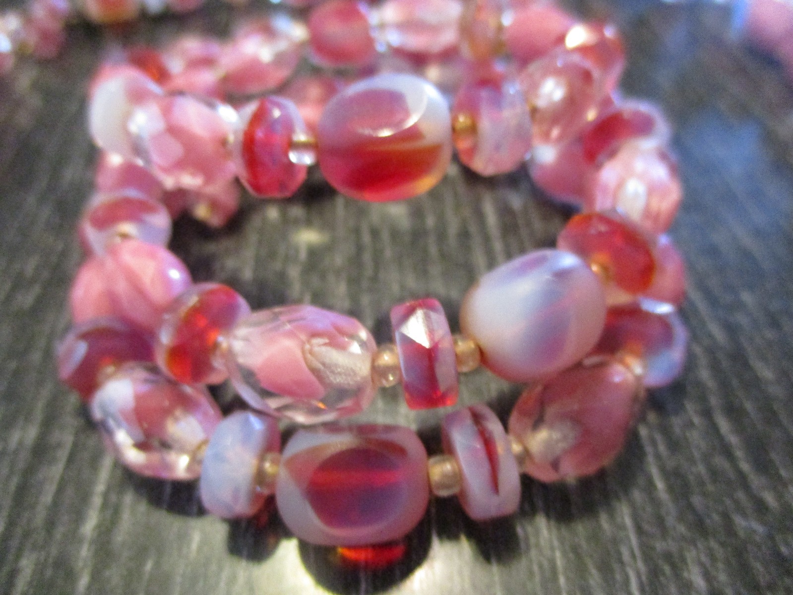 Vtg Opalescent Red Pink Cased Faceted Glass Bead Necklace Wrap Around Bracelet