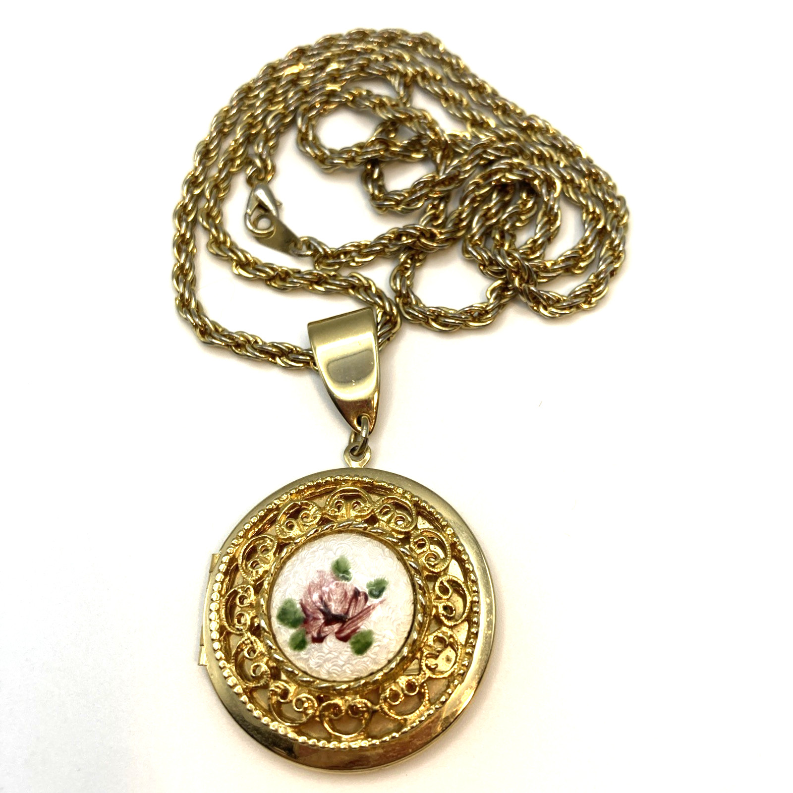 Vintage Unsigned Guilloche Gold Tone Enamel Rose Locket With 26” Chain