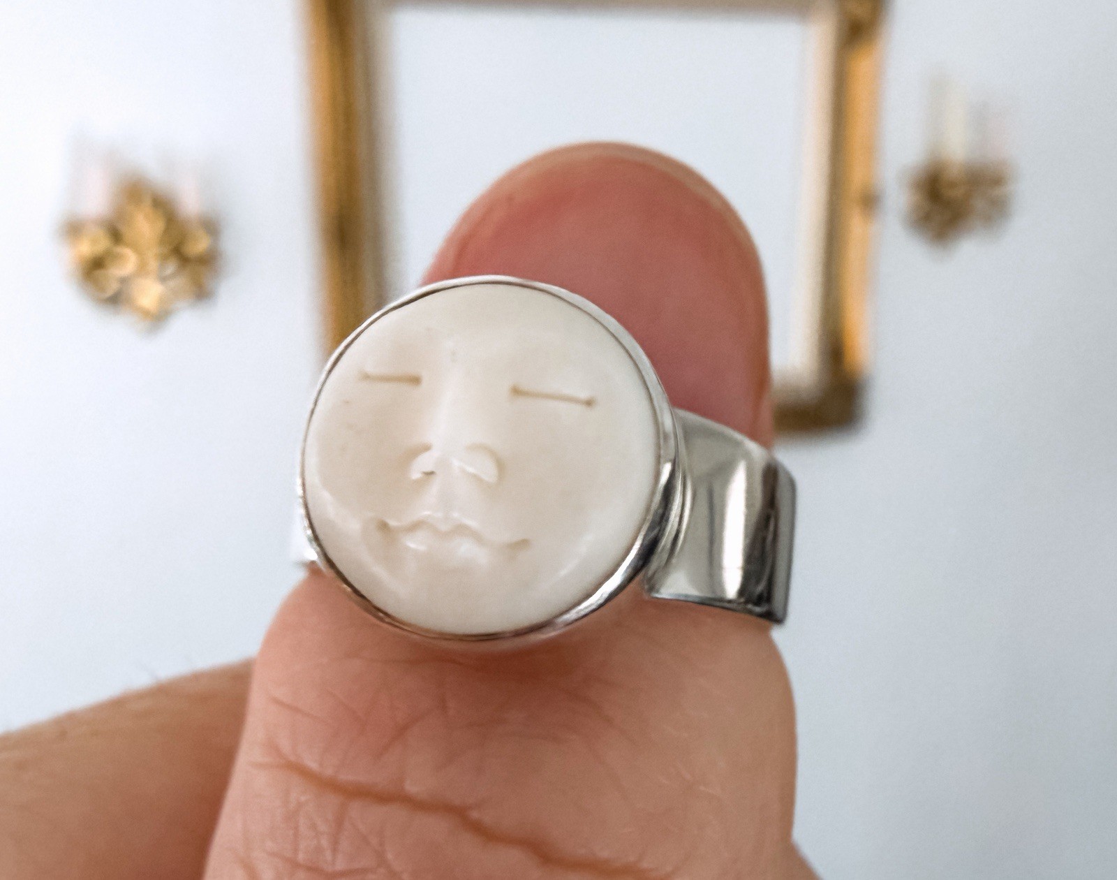 Vintage Sajen Moon Face Ring Sterling Silver 925 Carved White Agate Size 7.5