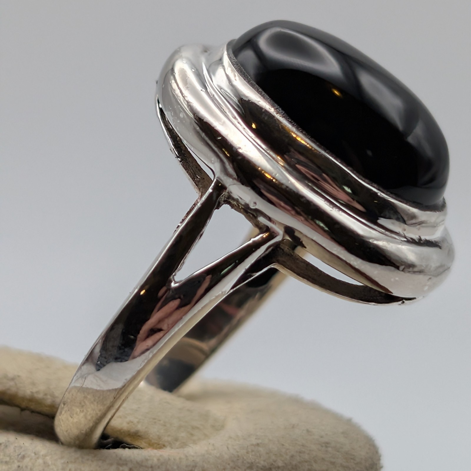 Vintage Sterling Silver Oval Black Onyx Solitaire Ring Size 6.5 Minimalist 925