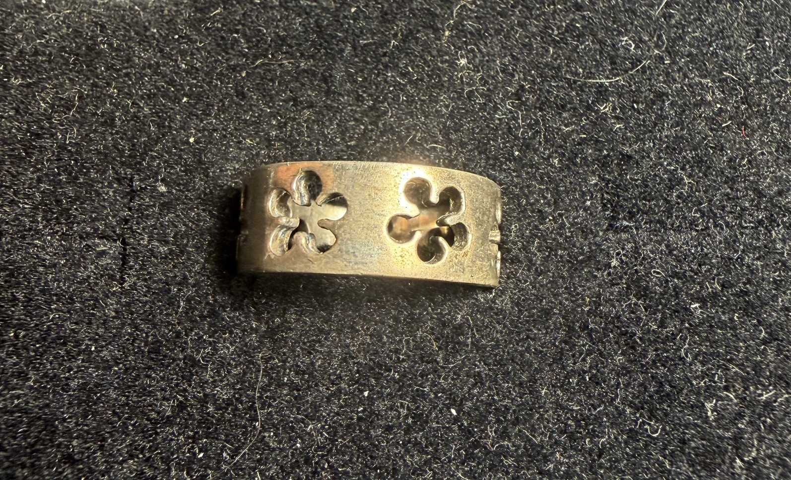 925 Sterling Silver Vintage flower Band Ring Size 6