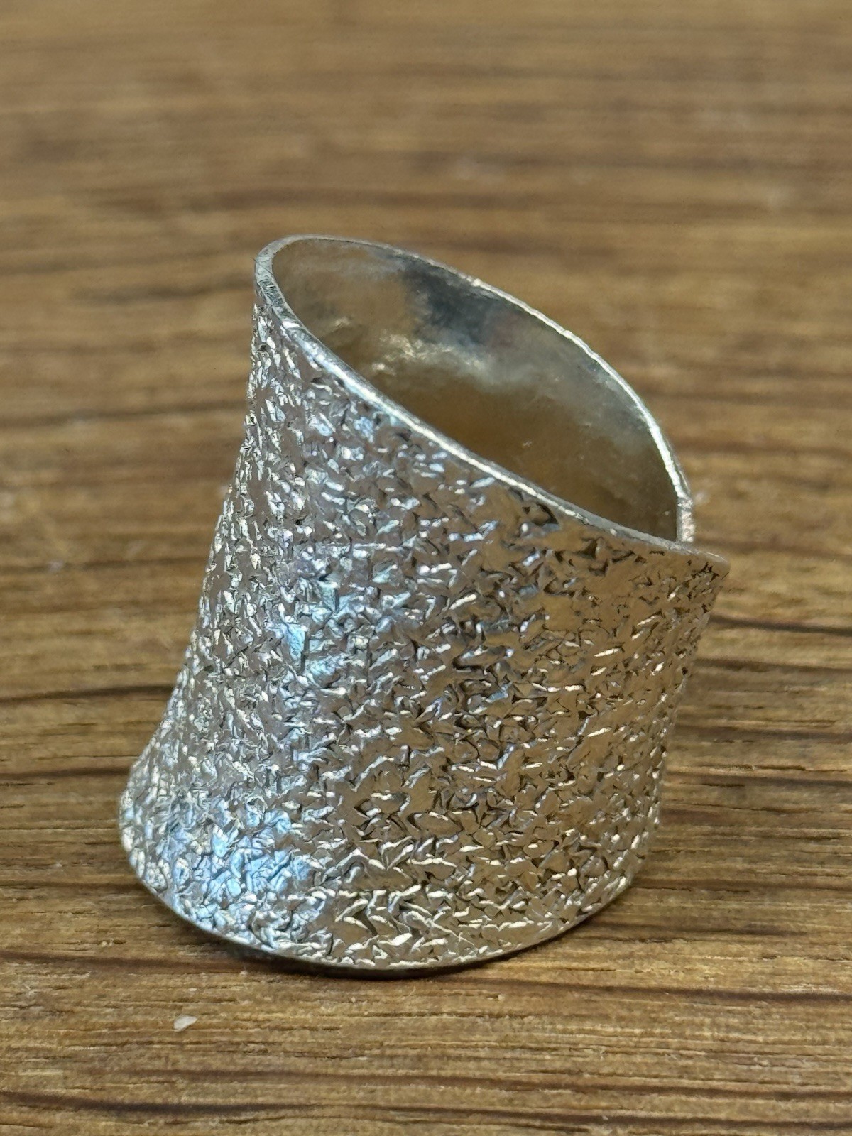 Artisan ring wide sterling silver 925 hand-crafted
