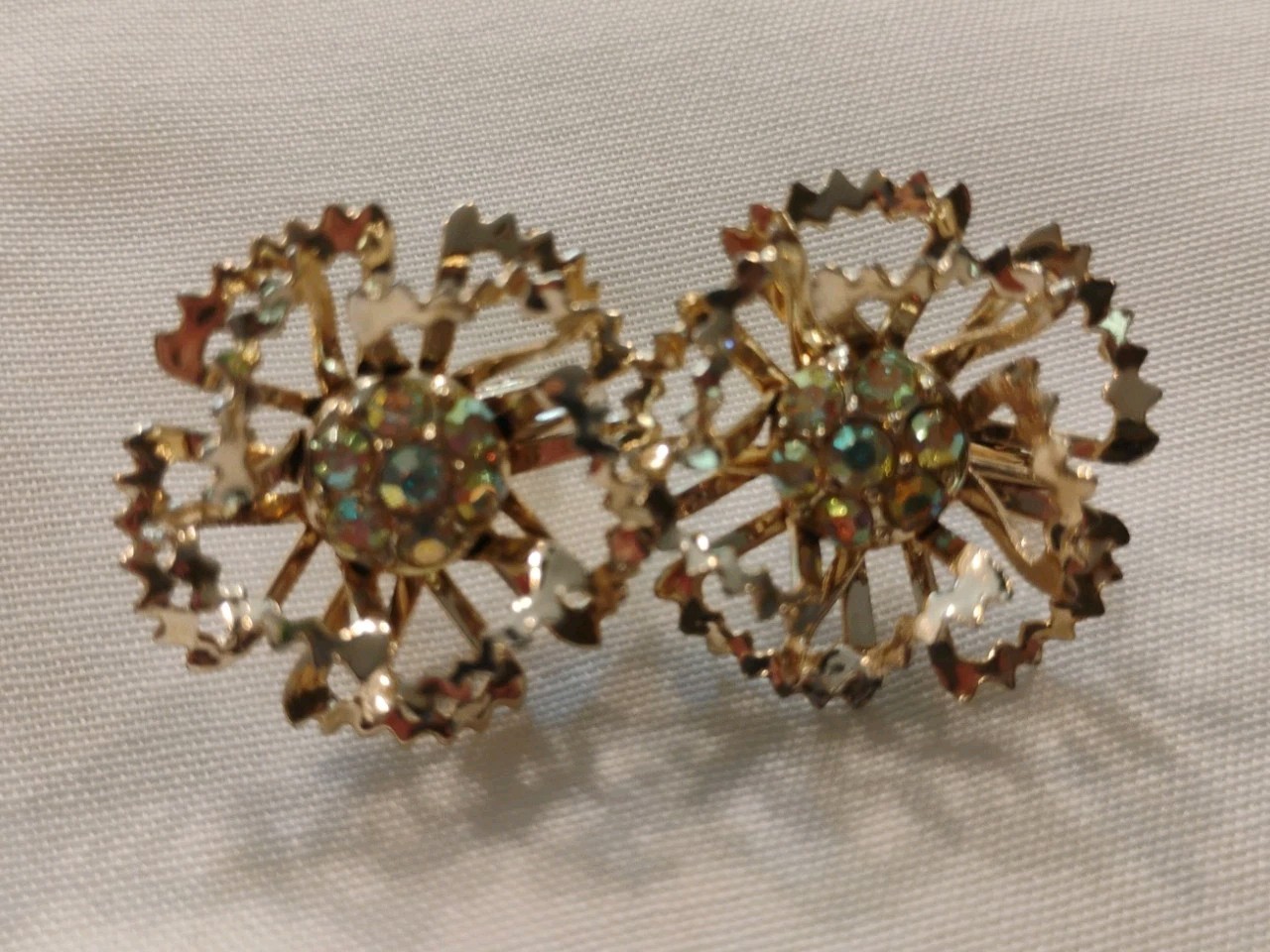 Eleven Pair Lot Vintage Clip On Earrings Mixed Metals Some Signed