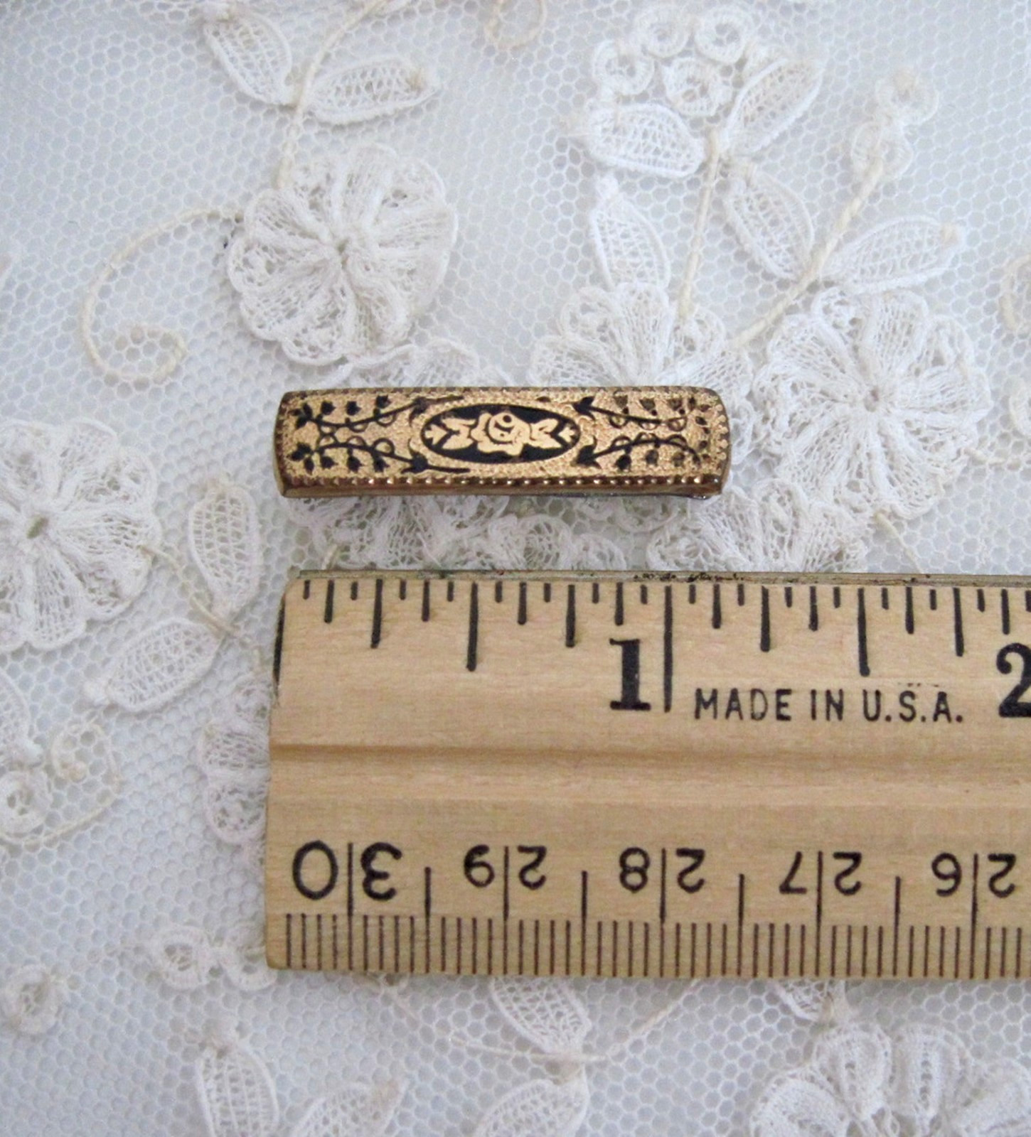 Antique Victorian Taille d’Epargne Black Enamel Rolled Gold Bar Pin Brooch READ