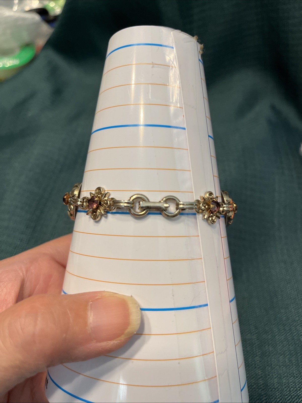Vintage Light Gold Tone Bracelet With Pink Stones Unmarked