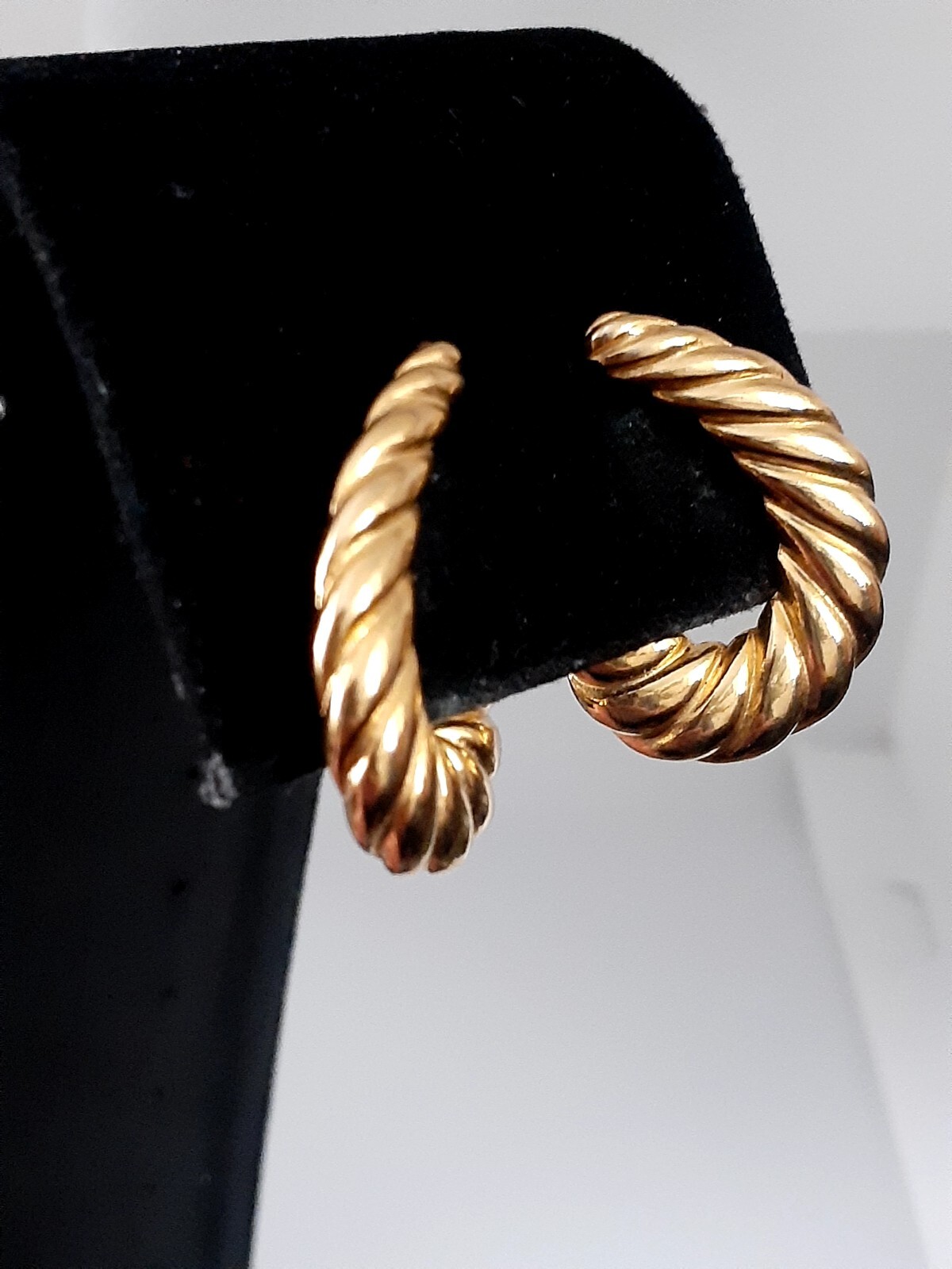 Lancer Gold tone ribbed hoop Huggie Clip on Earrings