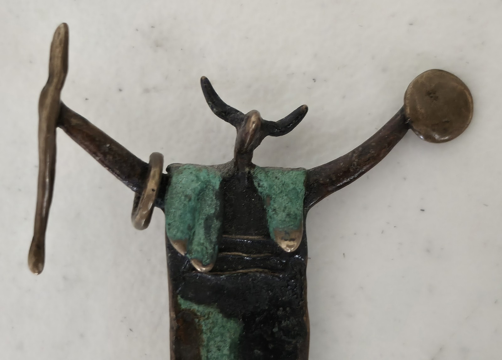 Bill Worrell Signed 2.5″ Shaman #116 Brooch Pin Patinaed Bronze 1996