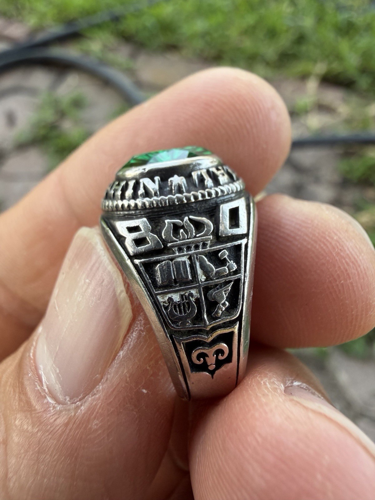 Central Dauphin Class Ring for women (24.5%palladium)