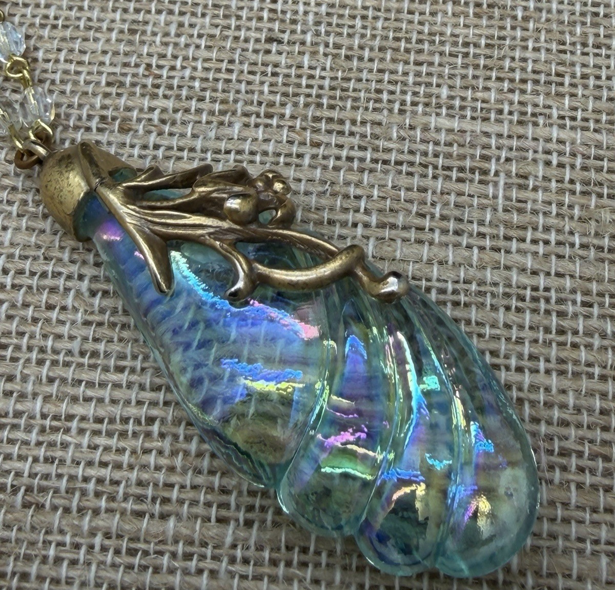KIRKS FOLLY IRIDESCENT ELONGATED CRYSTAL PENDANT NECKLACE GORGEOUS