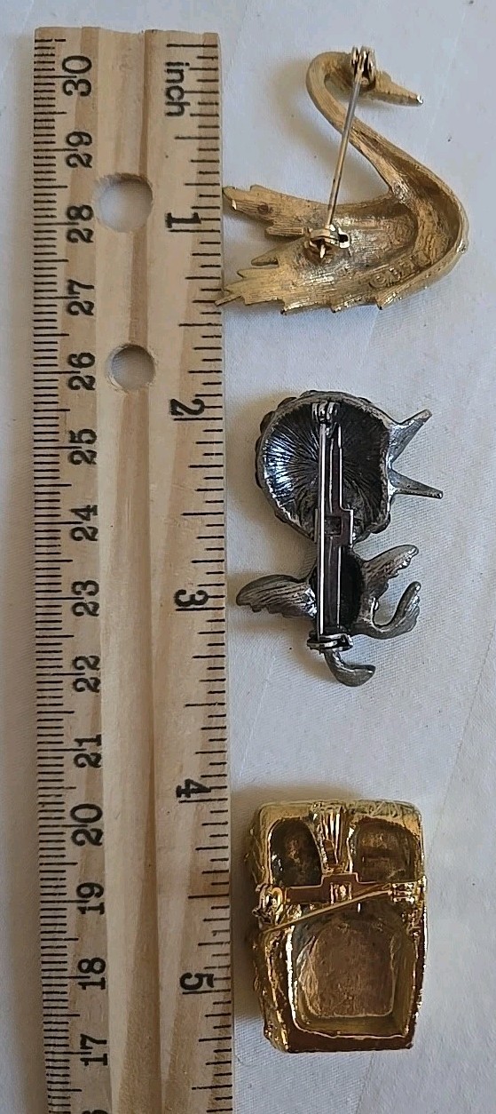 Vintage Brooches Lot And One Vintage Cast Iron Heart Clip