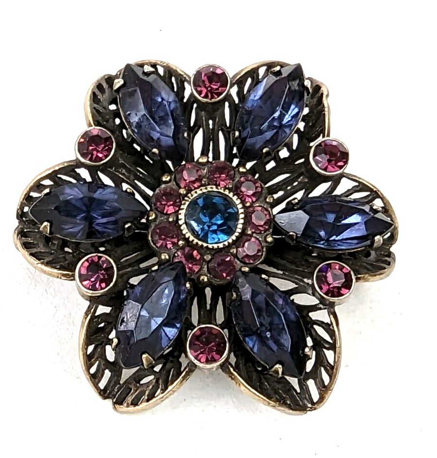 Sapphire Blue & Amethyst Rhinestone Filigree Vintage Silver Tone Brooch Pin 1.5″