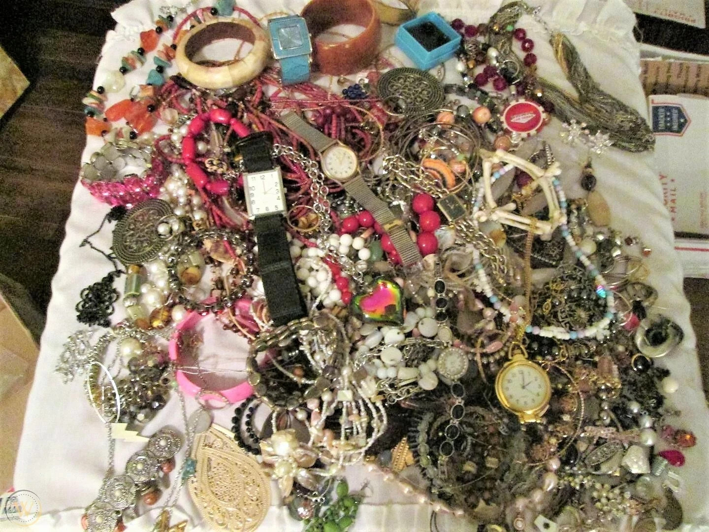 1 LB Mystery LOT NEW Mixed Jewelry Ethnic Vintage NO JUNK ALL WEARABLE Bulk LOT
