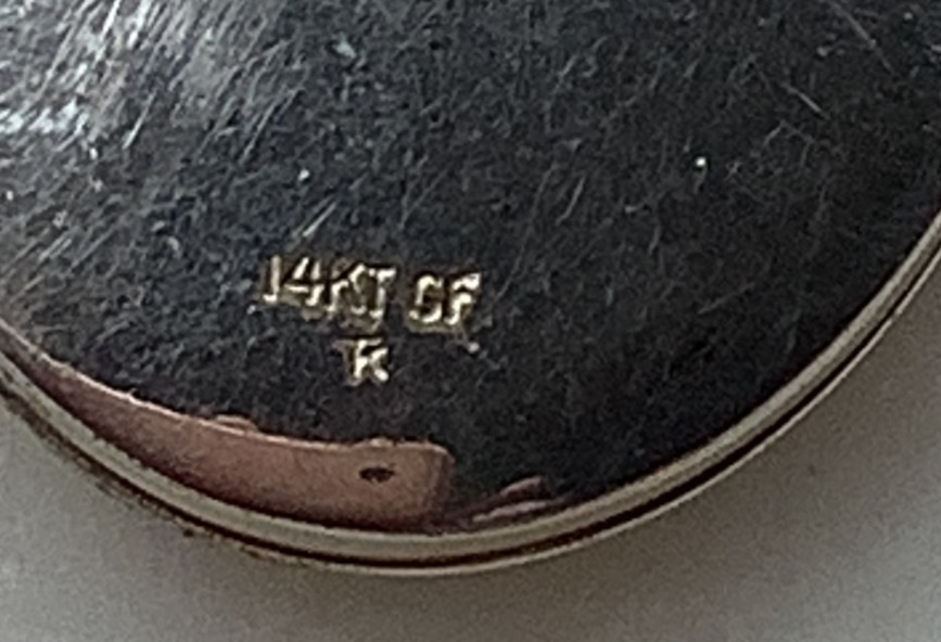 Vintage 14K Yellow Gold Filled Floral Engraved Oval Photo Locket Pendant