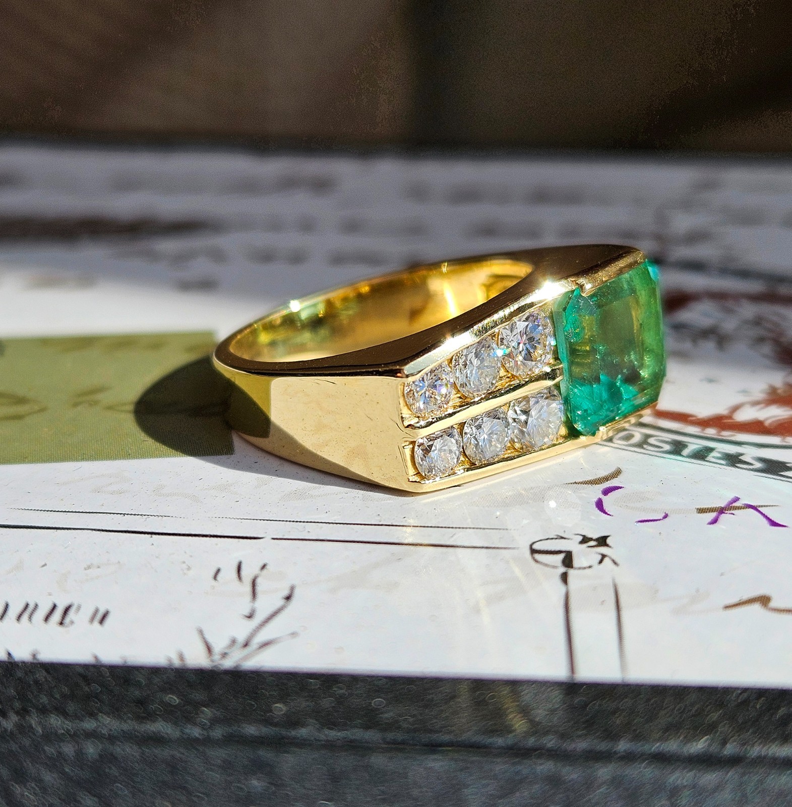 Vintage GIA 4.20ctw Natural Colombian Green Emerald Diamond 18K Yellow Gold Ring