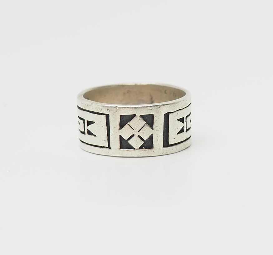 Vintage tribal design sterling silver traditional band men women ring sz 10