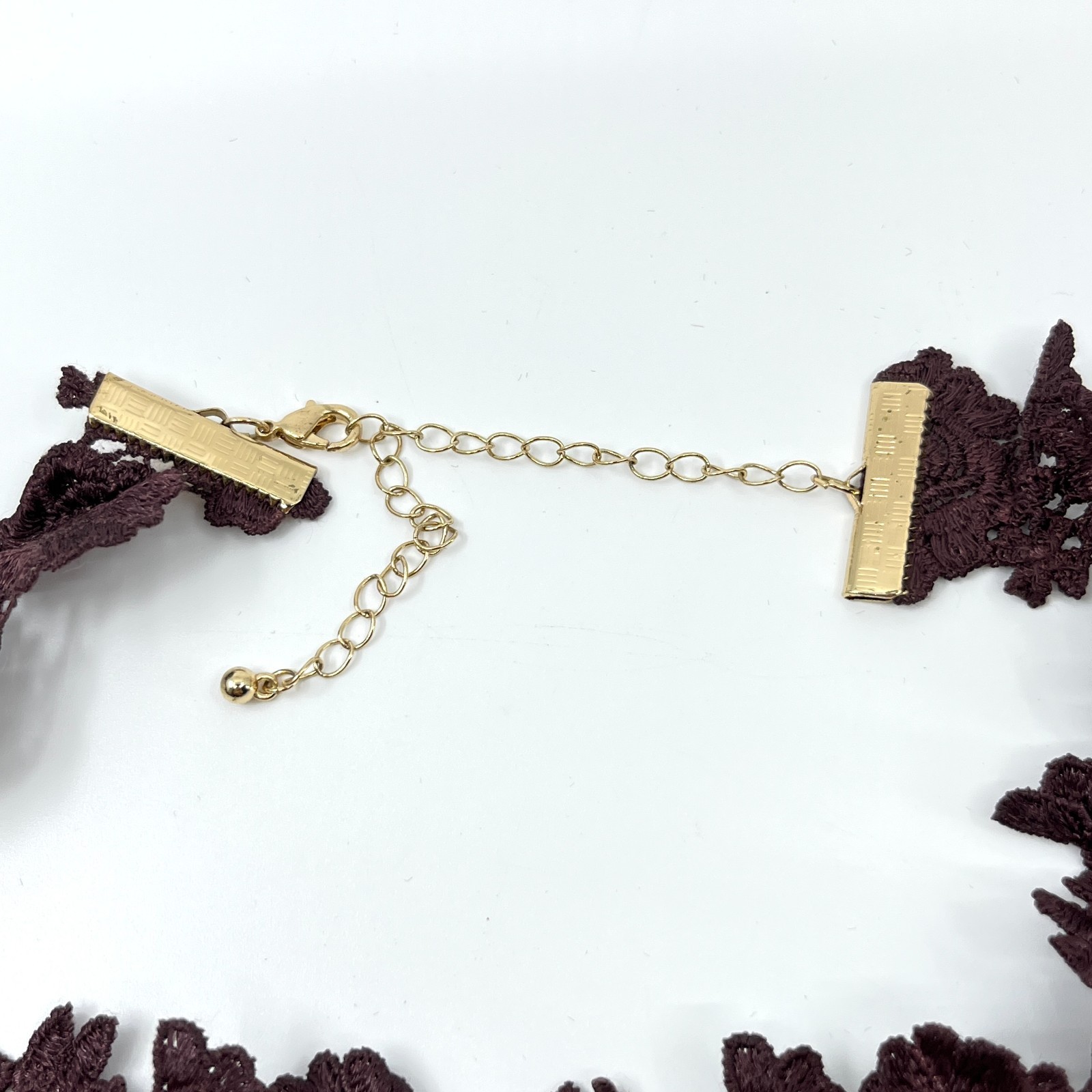 Vintage Retro Dark Burgundy Lace Rose Floral Choker Necklace Gold Tone Jewelry