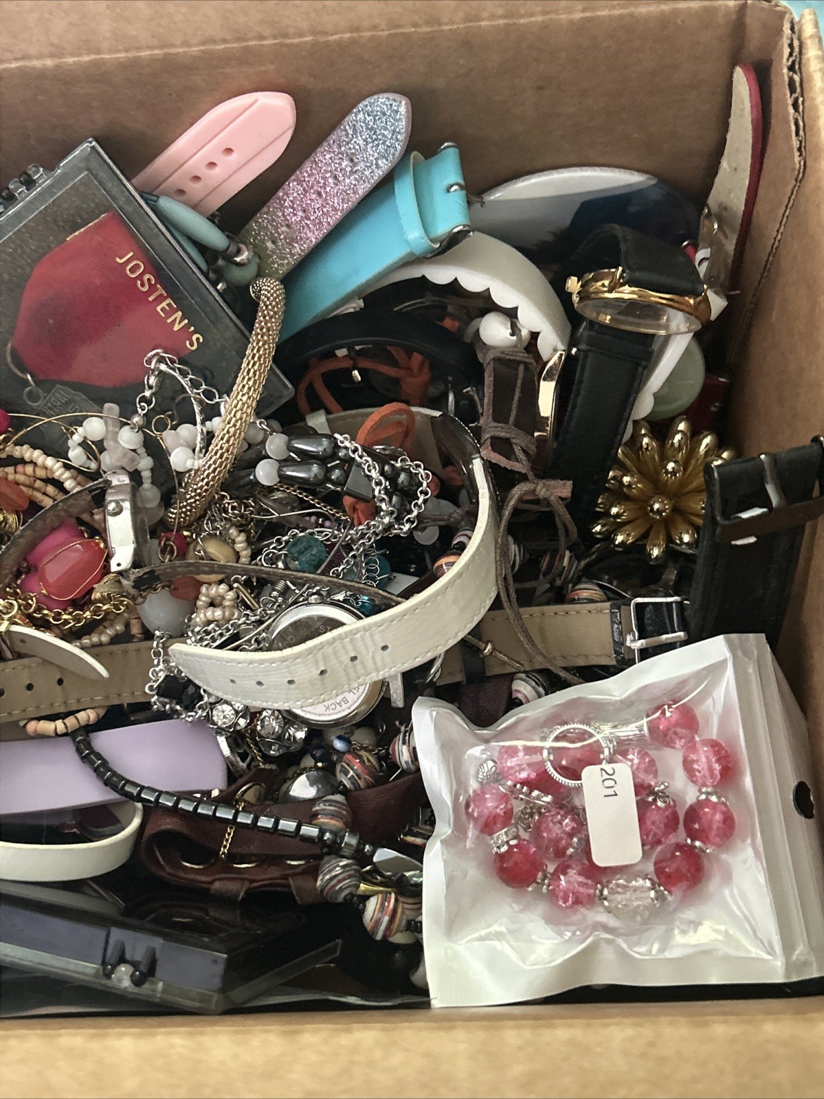 HUGE 9.5 lbs Jewelry Lot WEARABLE & REPAIR CRAFTING Unsearched VTG/NOW ESTATE
