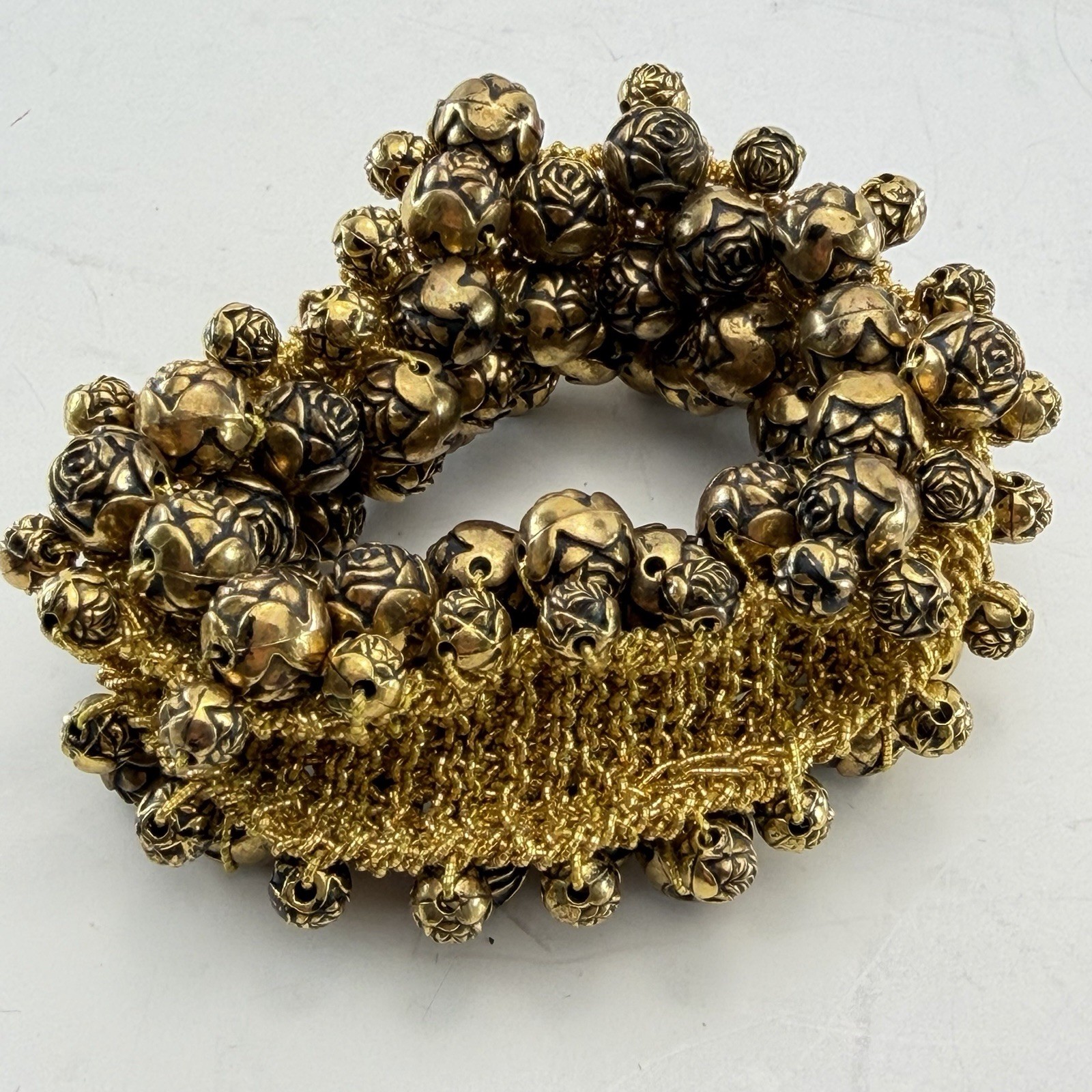 VTG Gold Tone Metal Rosebud Bracelet Stretch Individual 100+ Rosebuds Textured