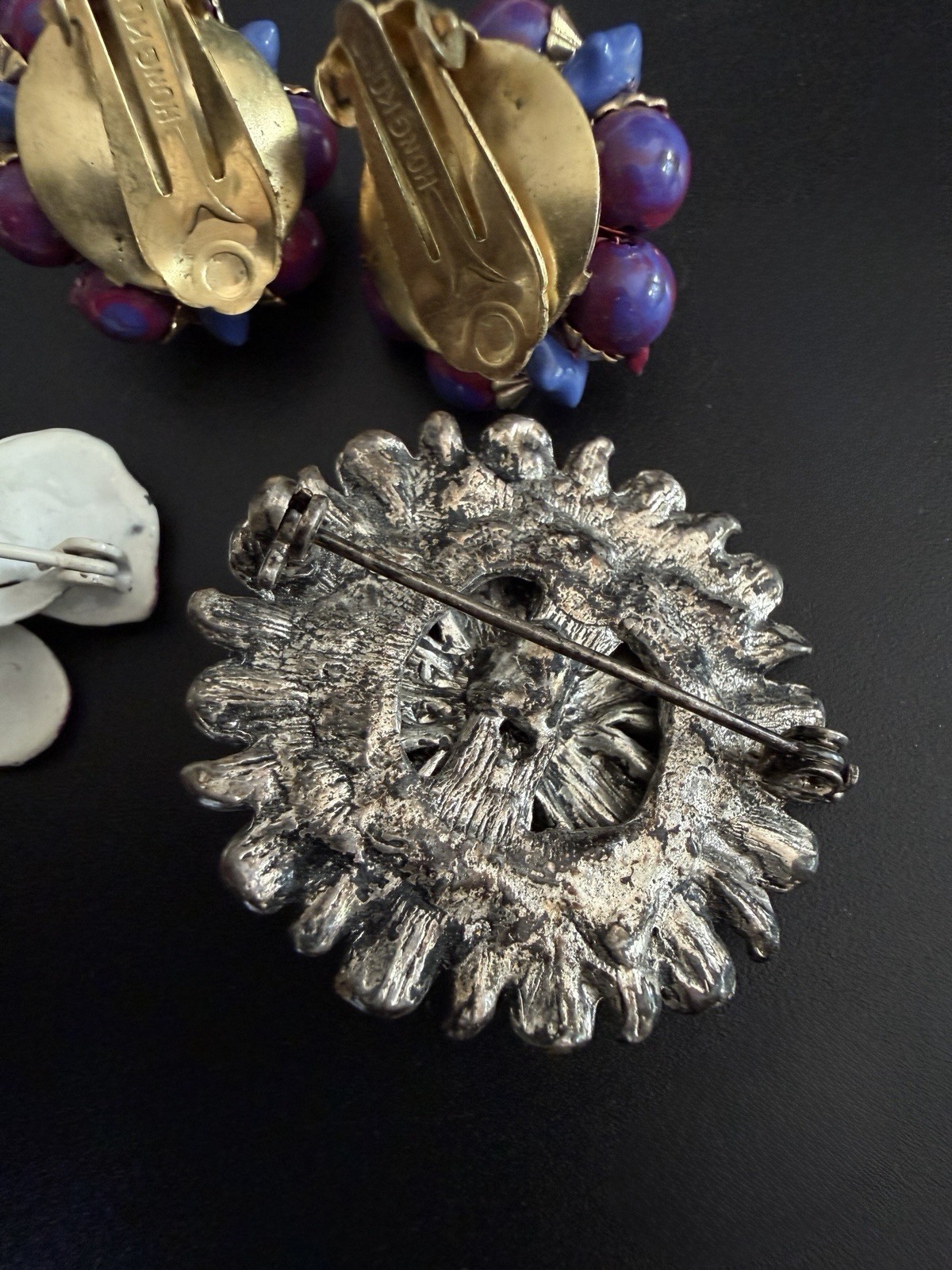 Costume Jewelry Lot 4pc Rhinestone Starburst Brooch Enamel Pansy Hong Kong VTG