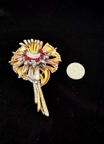 1940s Signed REINAD Gold Plated RED CLEAR CRYSTAL LG Layered FLOWER Pin Brooch