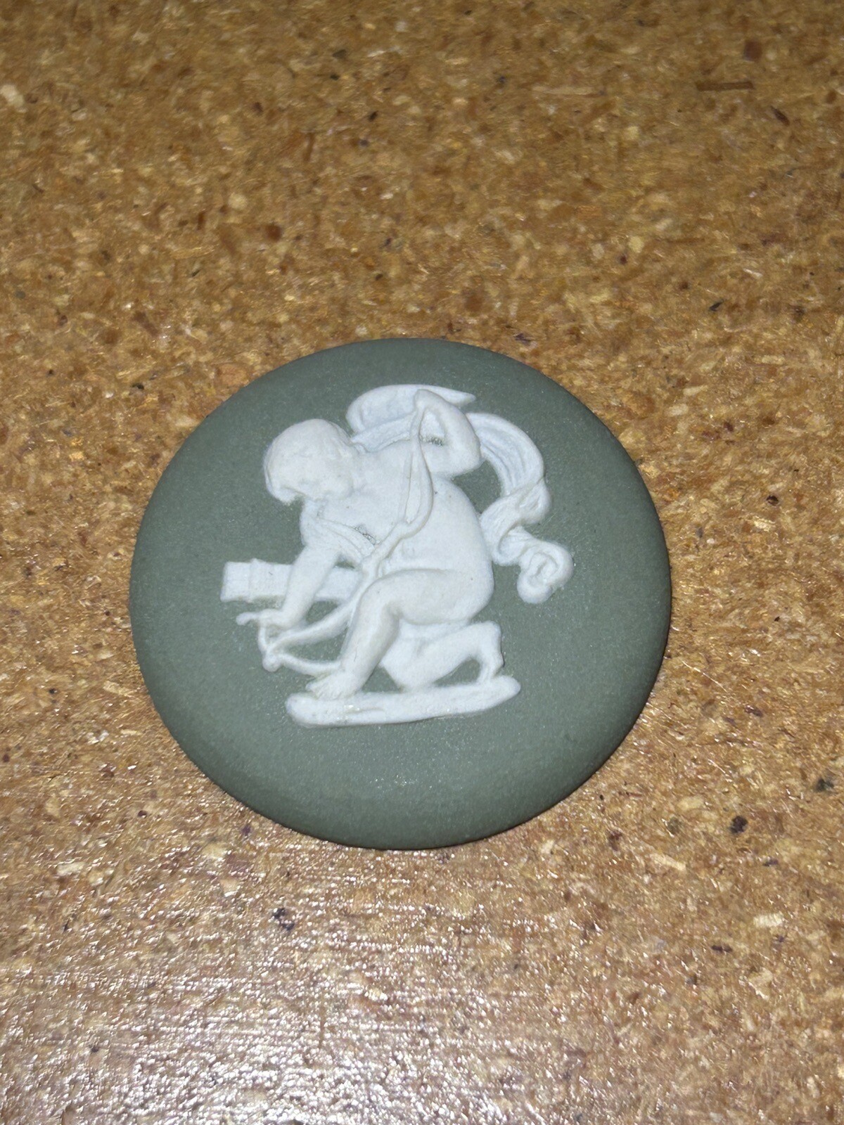 Vintage Authentic Unused WEDGWOOD Cupid 34mm Cameo In Sage Green Jasperware