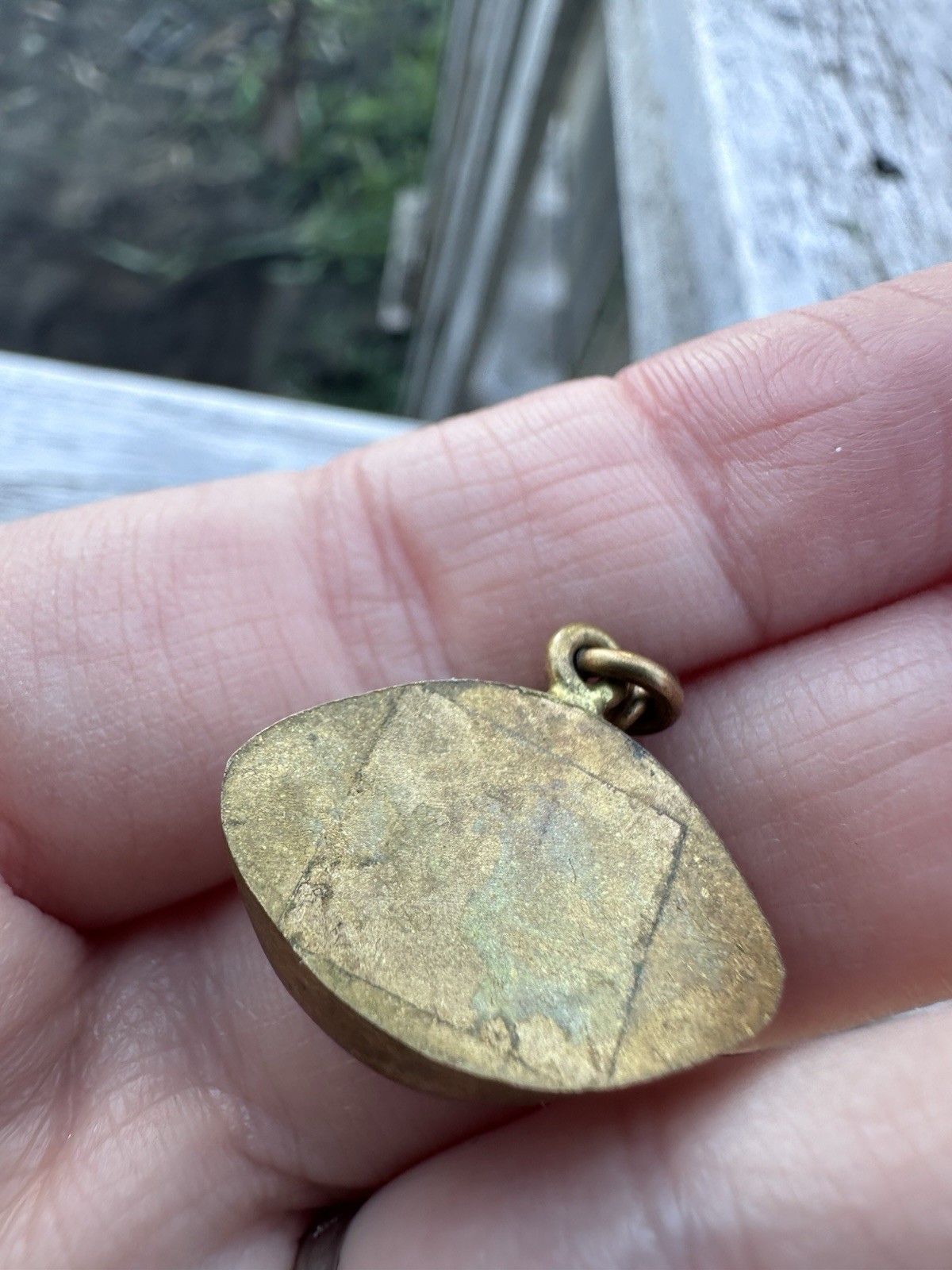 Glass Eye Pedant Set In Brass Bezel Unsigned Vintage Charm