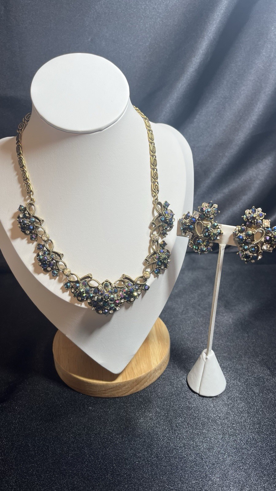 Vintage Florenza Peacock Blue & Vitrail A/B Rhinestones Necklace & Earring Set
