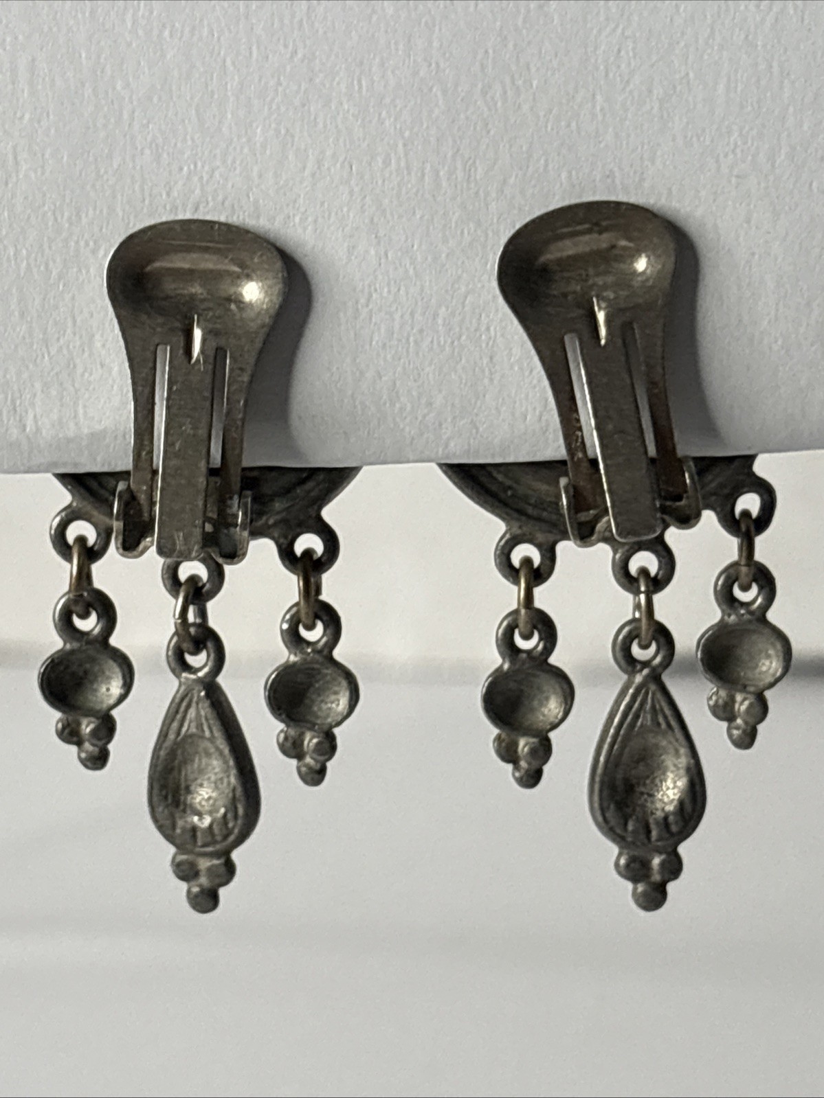 Ben Amun Signed Silver Tone Engraved Medallion Earrings W Three Teardrop Dangles