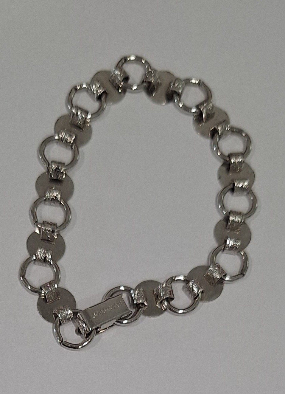 Vintage Signed Sarah Coventry Round Link Chain Bracelet Silver tone 7.5 Inches