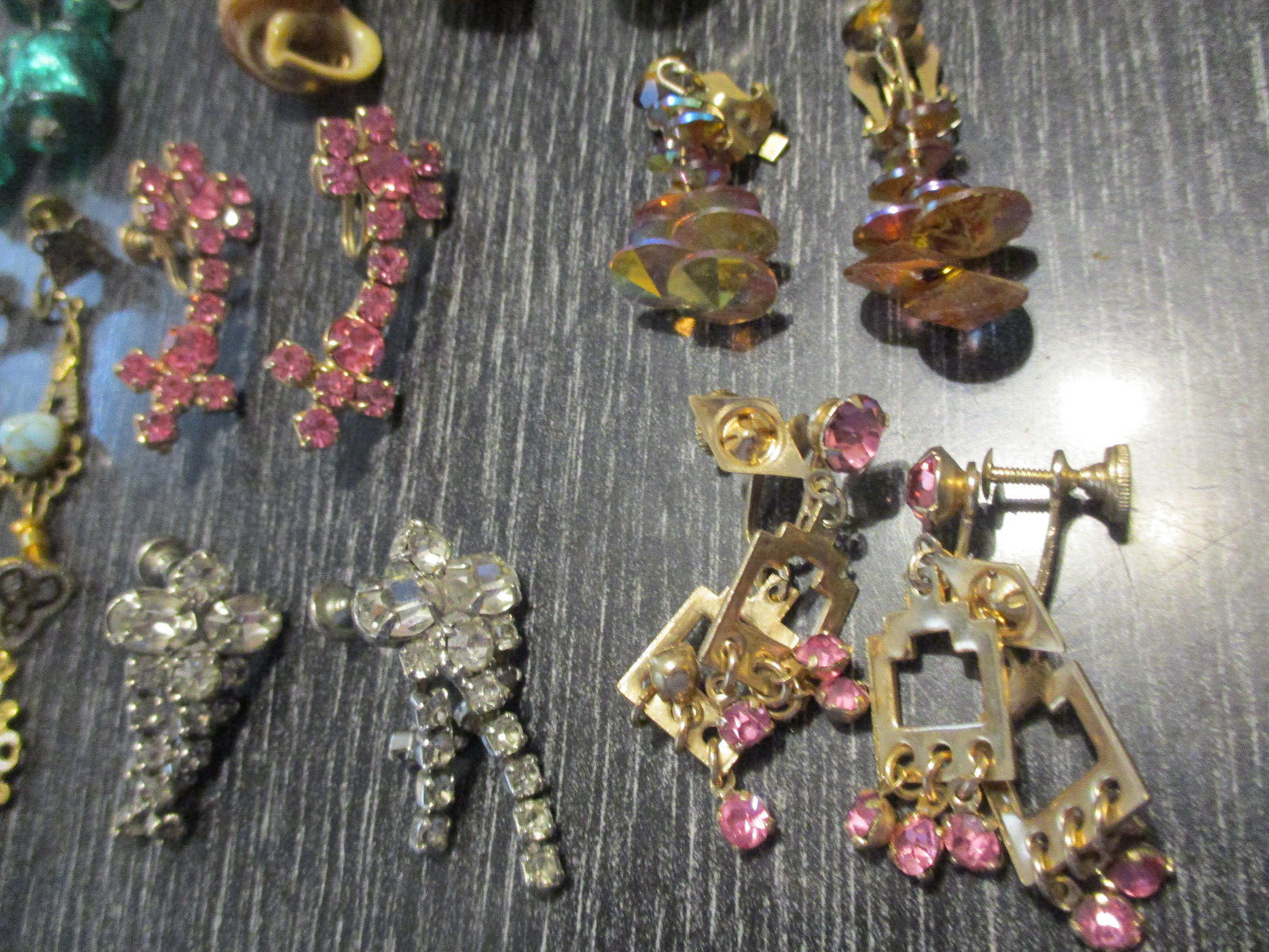 Lot 15 Vtg Estate Assorted Styles Sizes Chandelier Screwback Clip Earrings!46