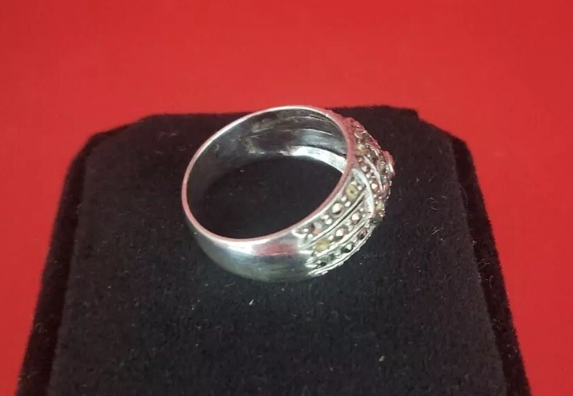 Vintage.925 Sterling Silver Marcasite Ring Size 7(6.4Mm-4.2G) Ster 5037