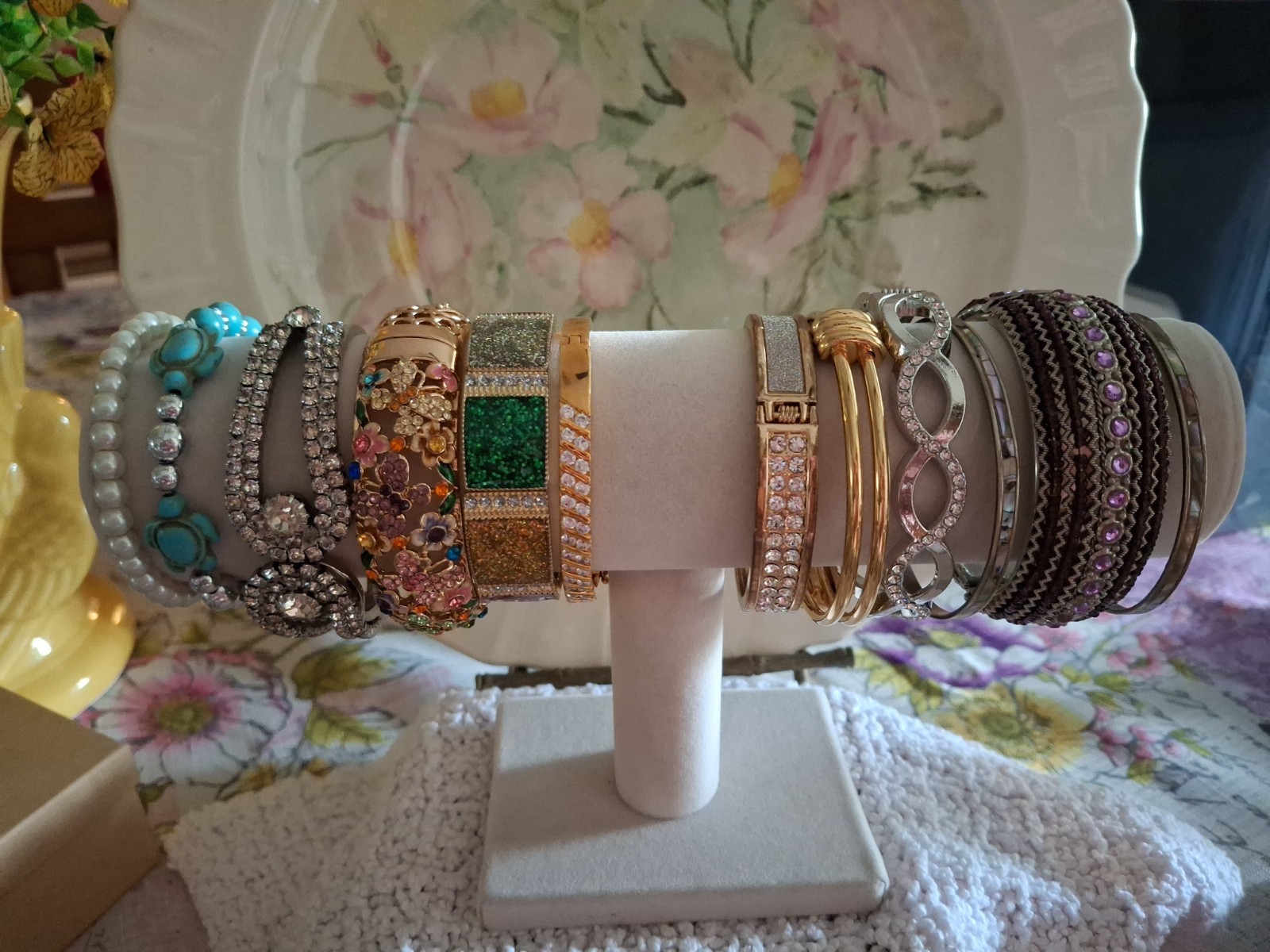 12 Costume Bracelet Lot – All Wearable Bracelets in Great Condition Multicolor