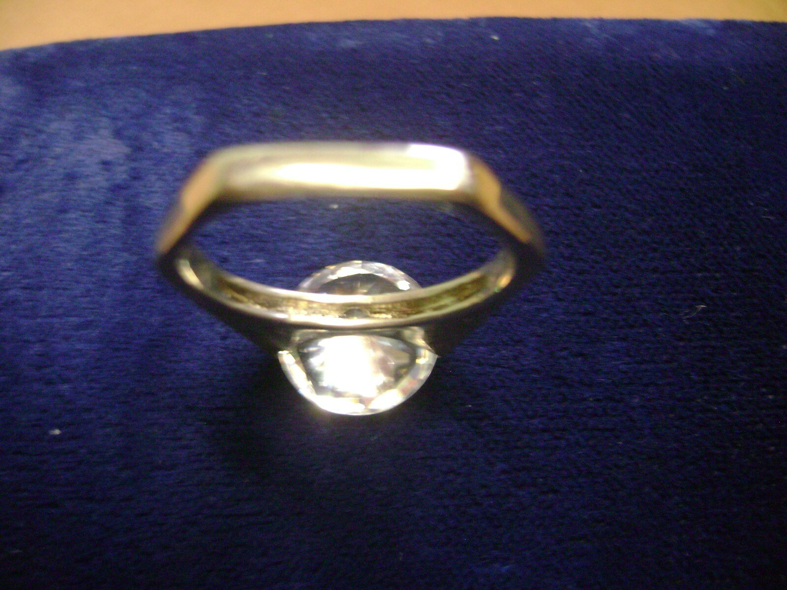 NOS- LARGE BRILLIANT SOLITAIRE CUBIC ZERCONIA PRONG SIZE 9 SILVER TONE RING