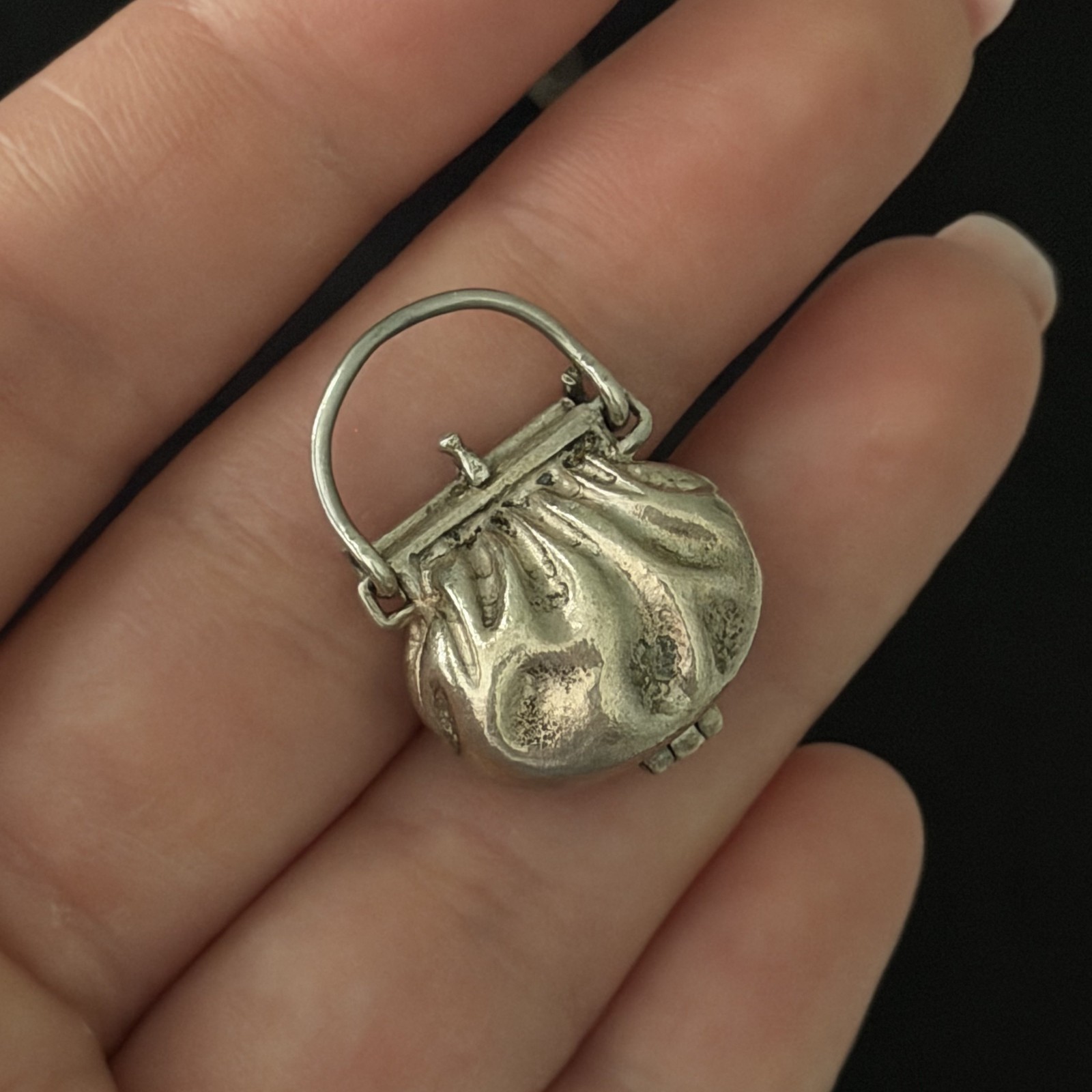 Vintage Sterling Silver Puffy Purse Locket Charm Pendant Opens