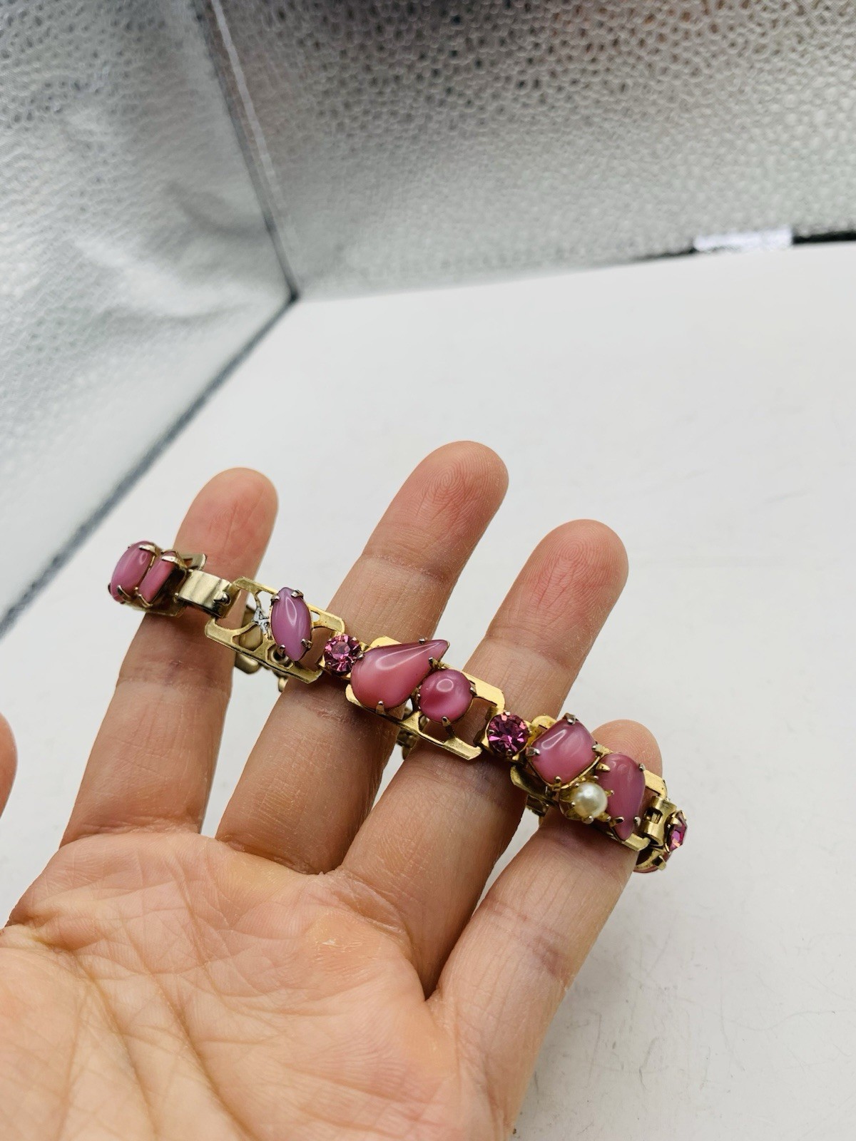 Vintage Pink Feminine Rhinestone Crystal Fancy Faux Pearl Gold Tone 7” Bracelet