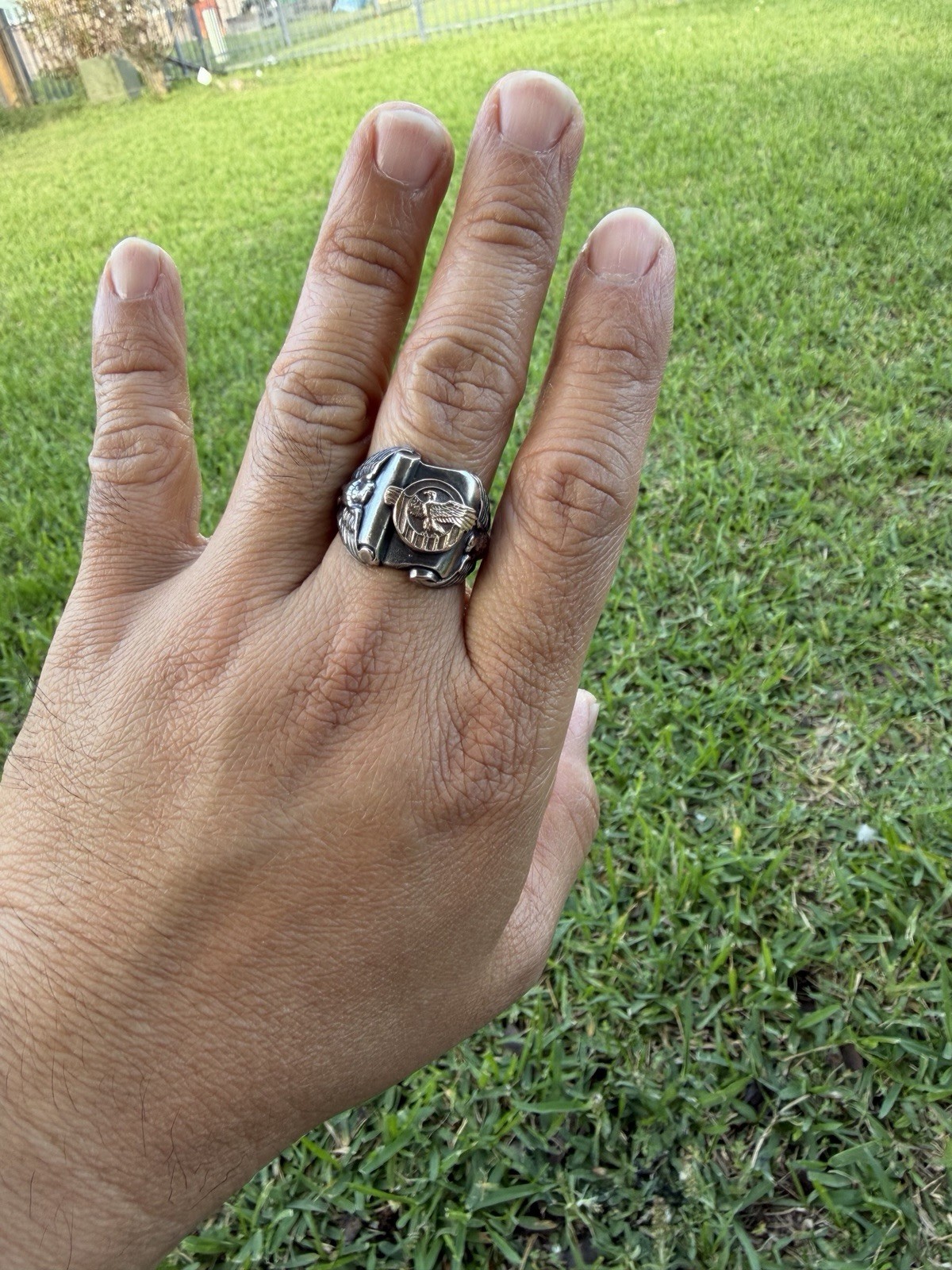 Vintage Relief US Army Ruptured Duck Ring WWII Class Ring