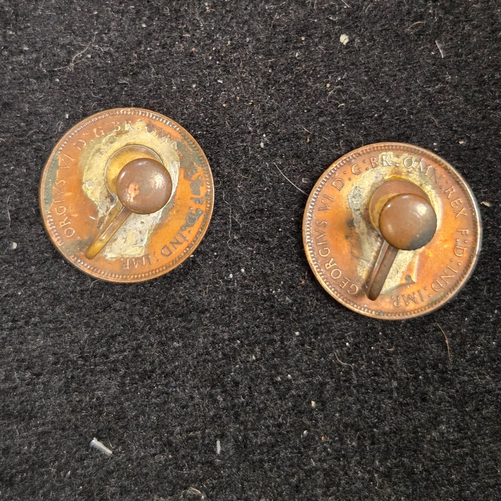 1941 Great Britain Farthing Wren Screw Back Earring Set