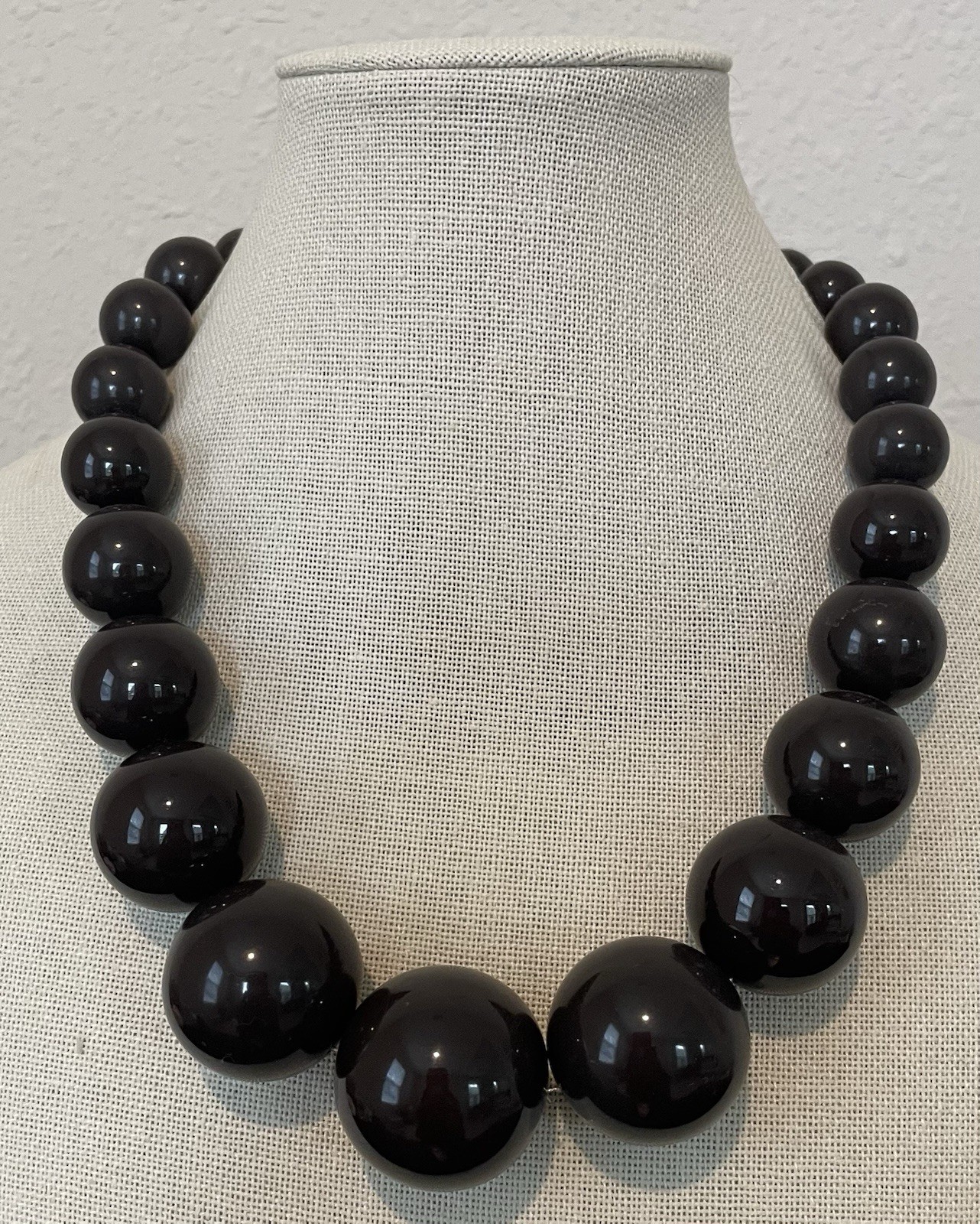 Chunky Brown Bead Vintage Talbots Gold-tone Magnetic Clasp NecklaceFor Women