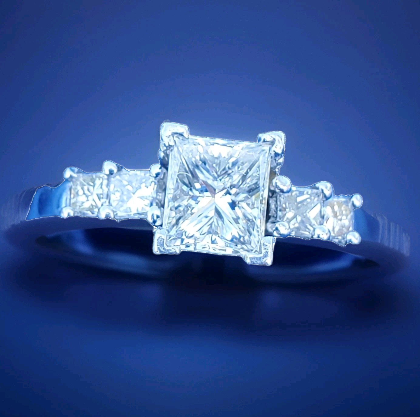 Original EARTH MINED DIAMOND Princess Engagement Ring 1 carat PLATINUM Solitaire