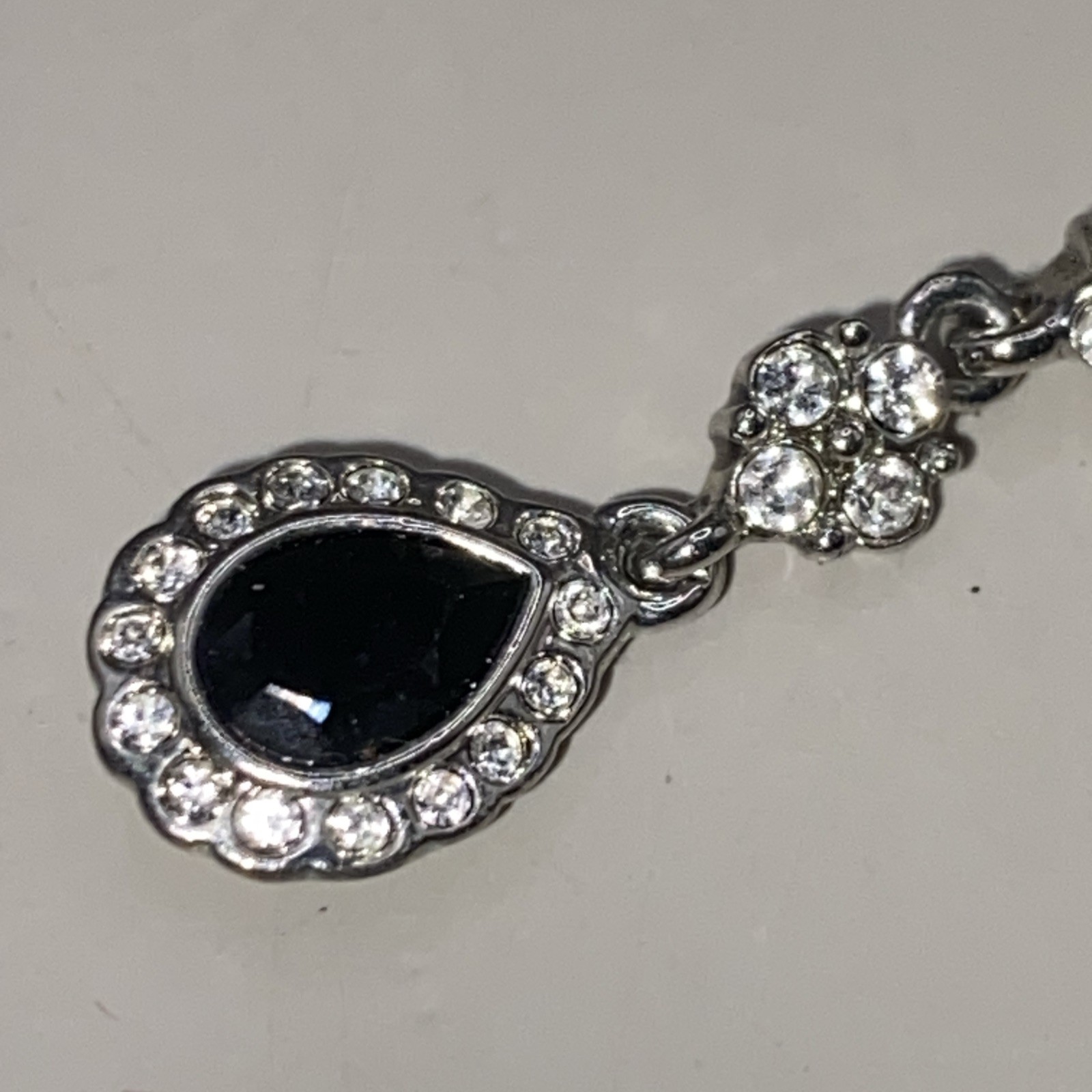 SPARKLE VTG Monet Necklace Earrings Set Black Glass Rhinestones SilverTone Chain