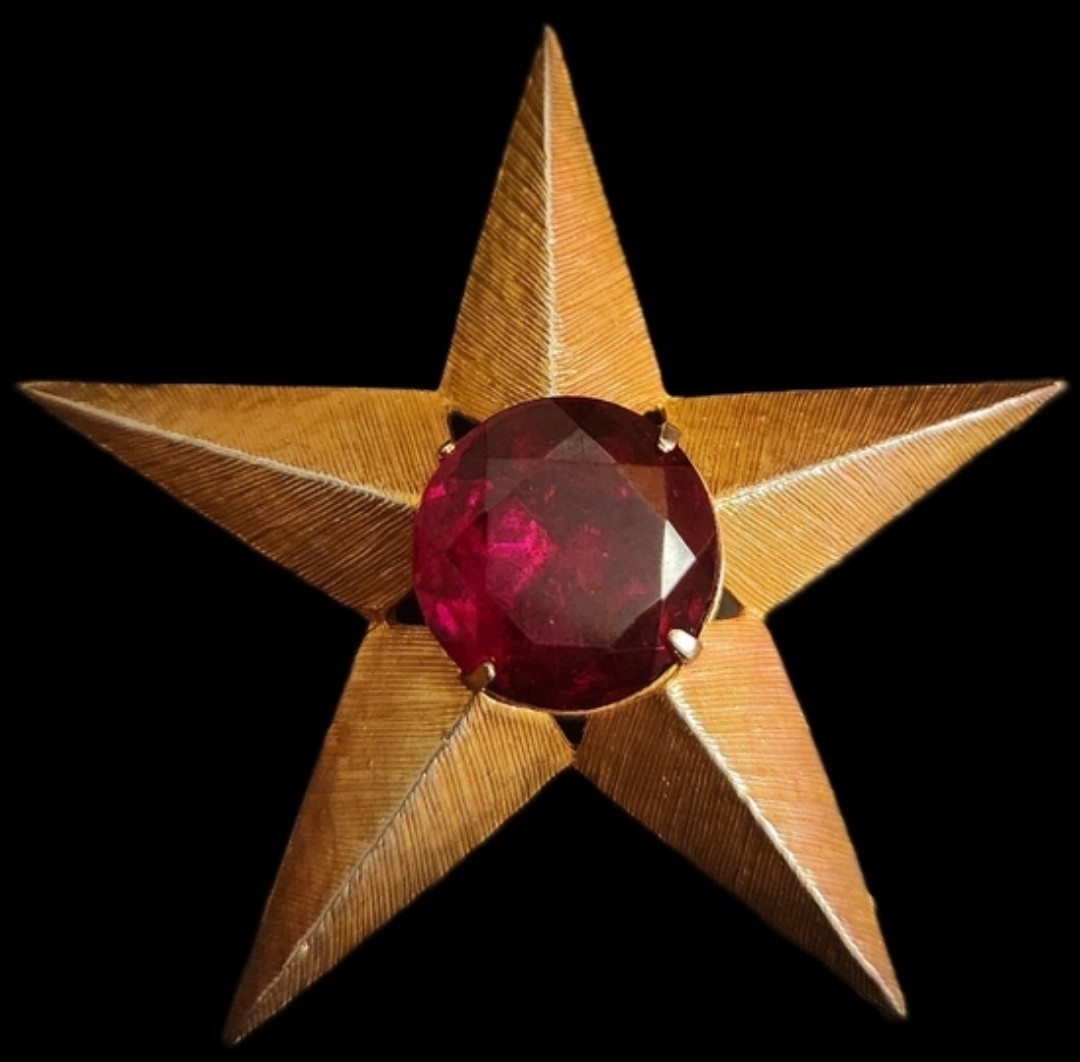 HUGE Vintage MCM Star Brooch Garnet Glass Stone