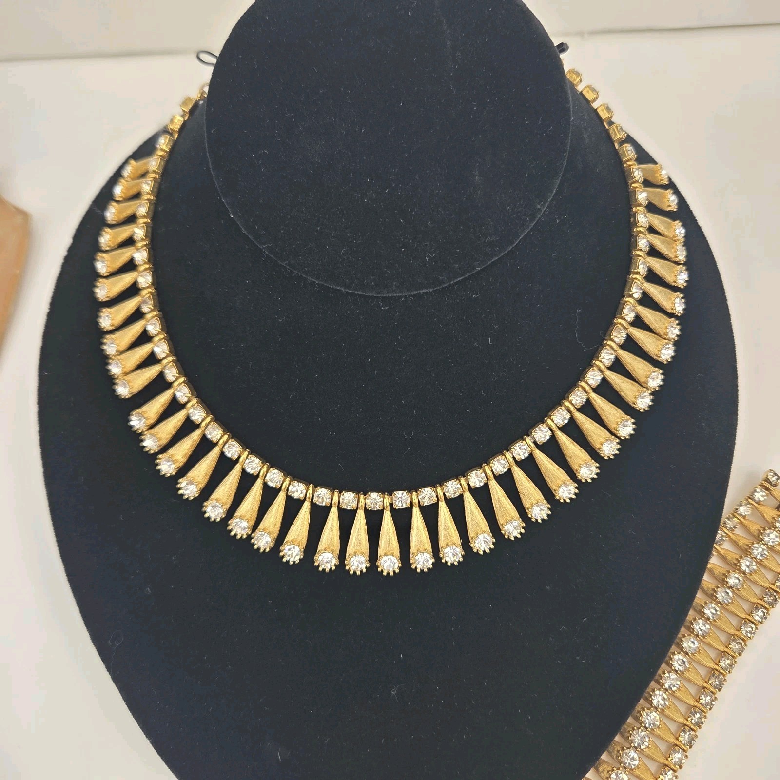 Vtg Parklane Parure Necklace Bracelet Clip-On Earrings Set Textured Gold Tone