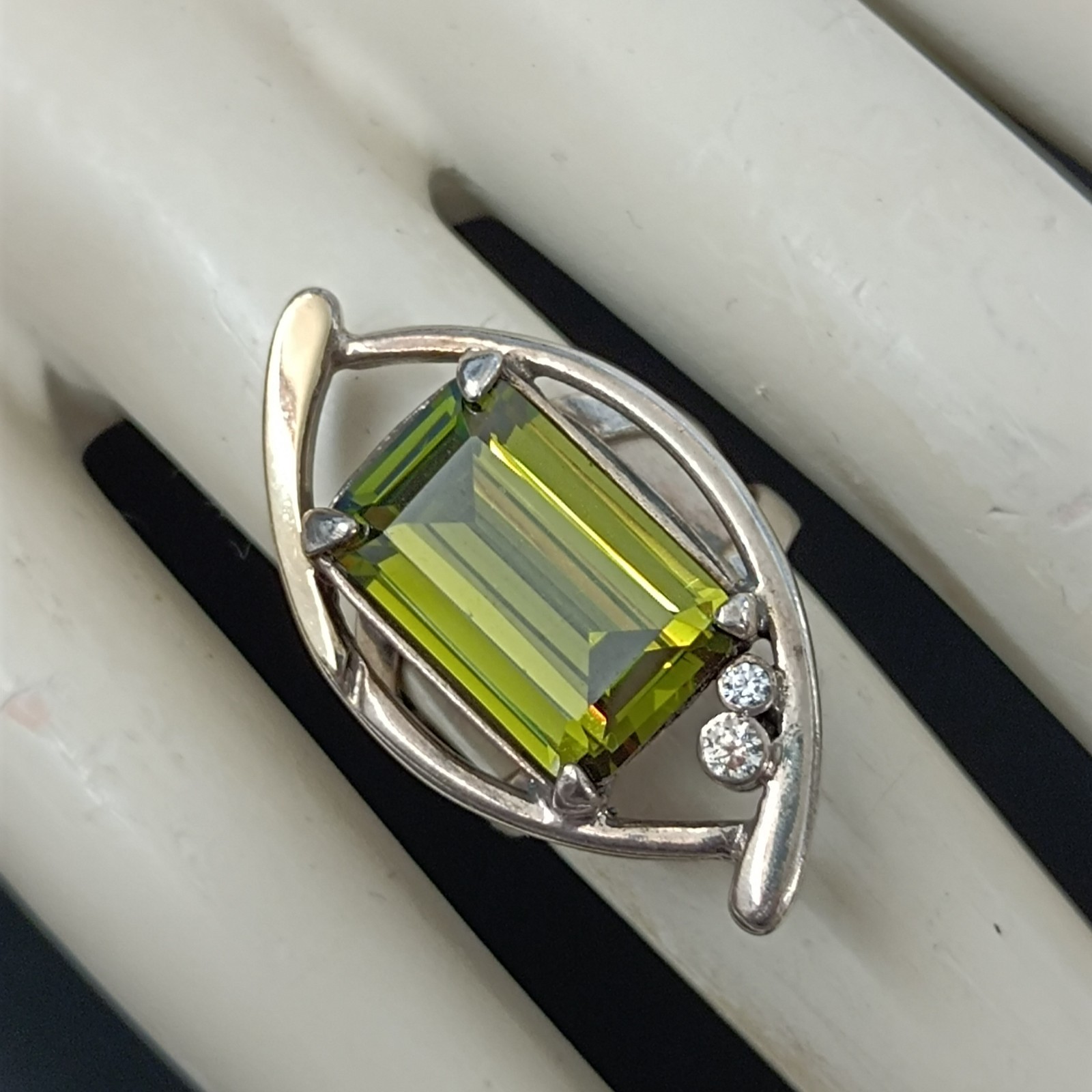 Modernist Statement Ring Sterling Silver Olive Green Stone Rolled Gold Cocktail