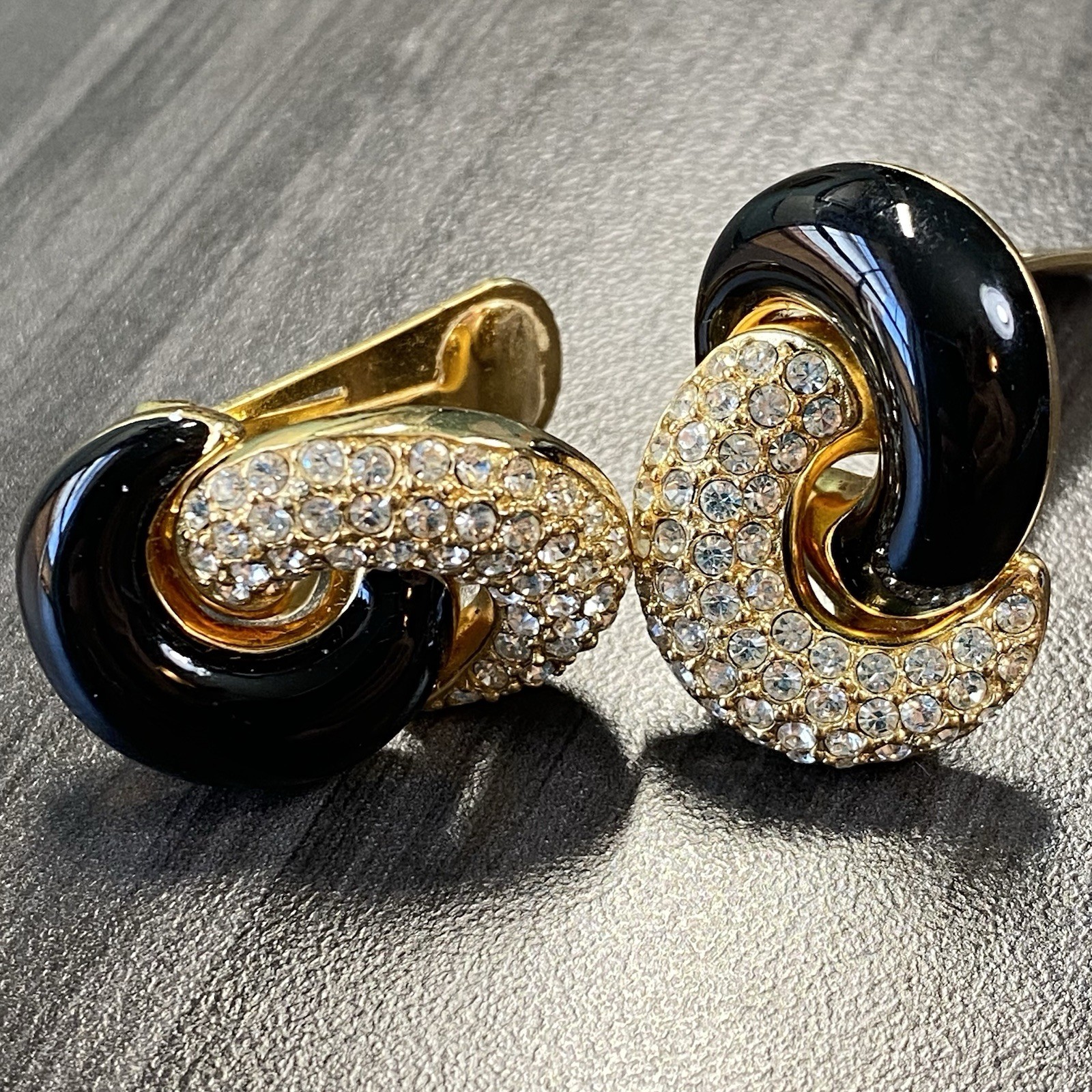 Christian Dior Enamel & Rhinestone Earrings – Chr. Dior Knot Earrings
