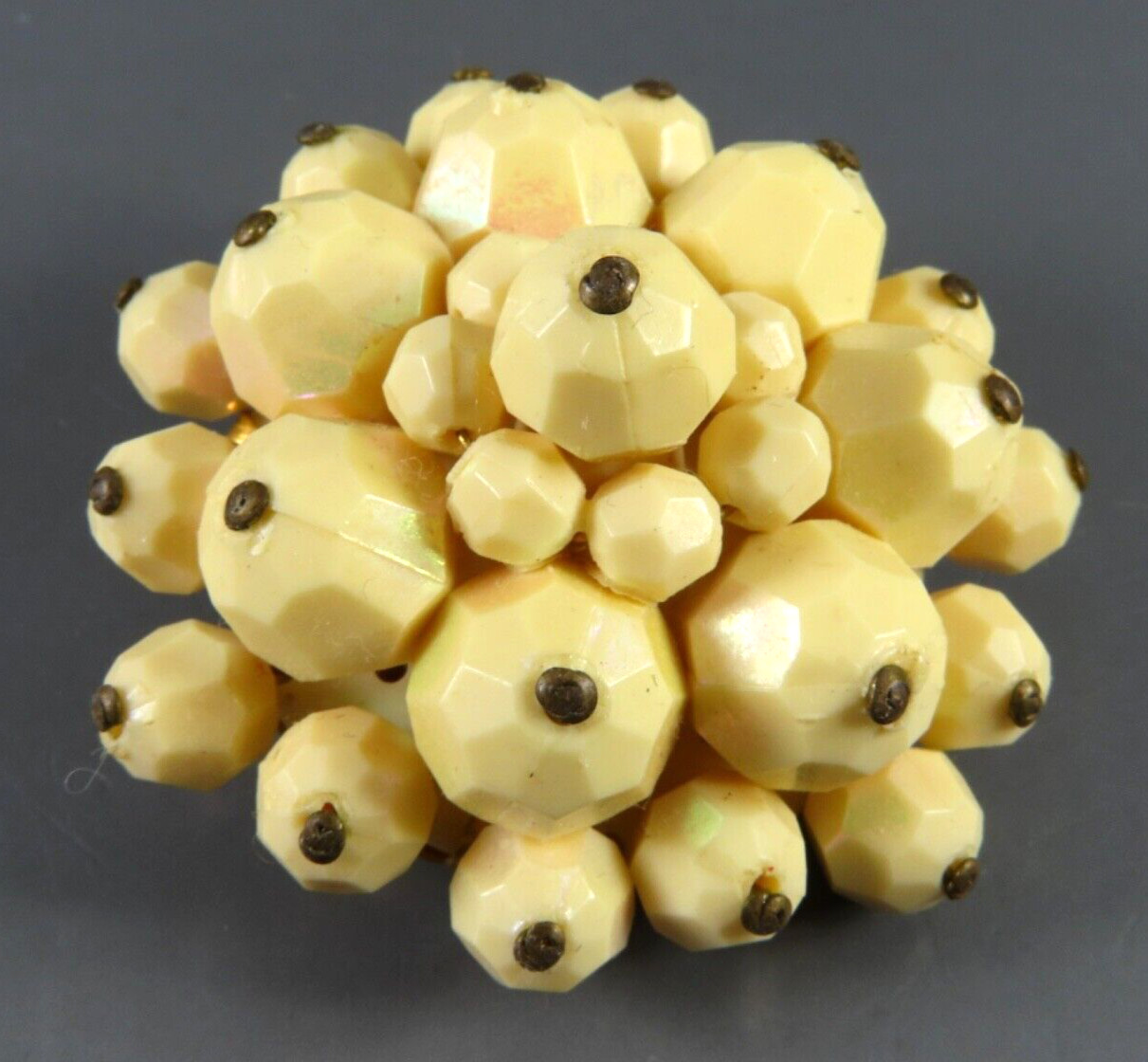 Vintage CREAM/IVORY COLOR BEADS Beaded Brooch Pin MADE IN AUSTRIA Bronze Trim